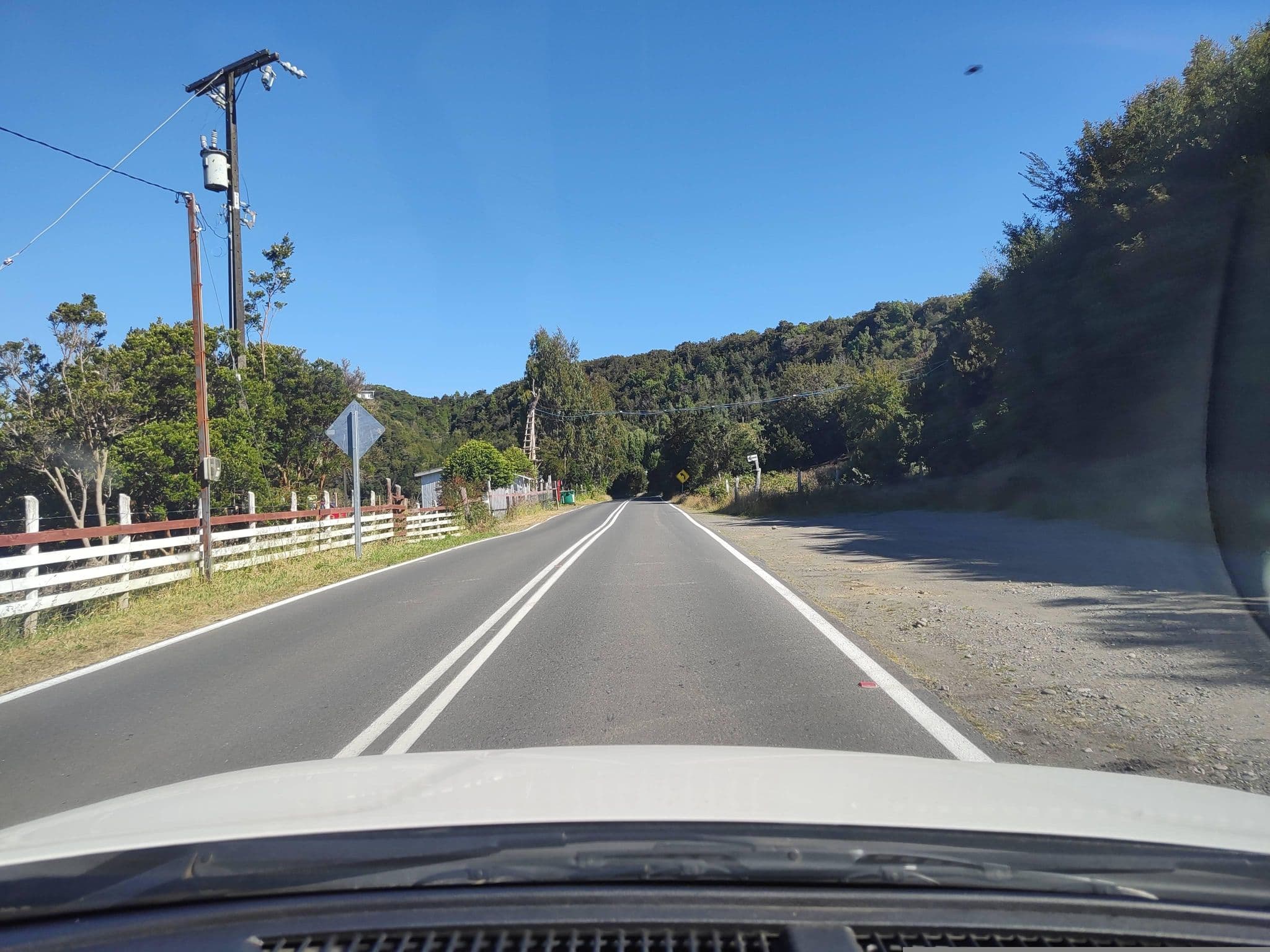 Street view near Lago Mar, Chonchi — © andresduhour (CC BY-SA · Mapillary)