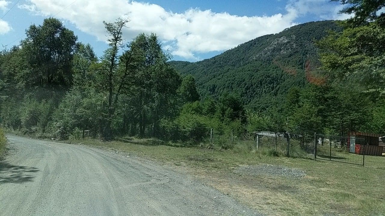 Street view near Camping Pucón, Curarrehue — © v987412 (CC BY-SA · Mapillary)