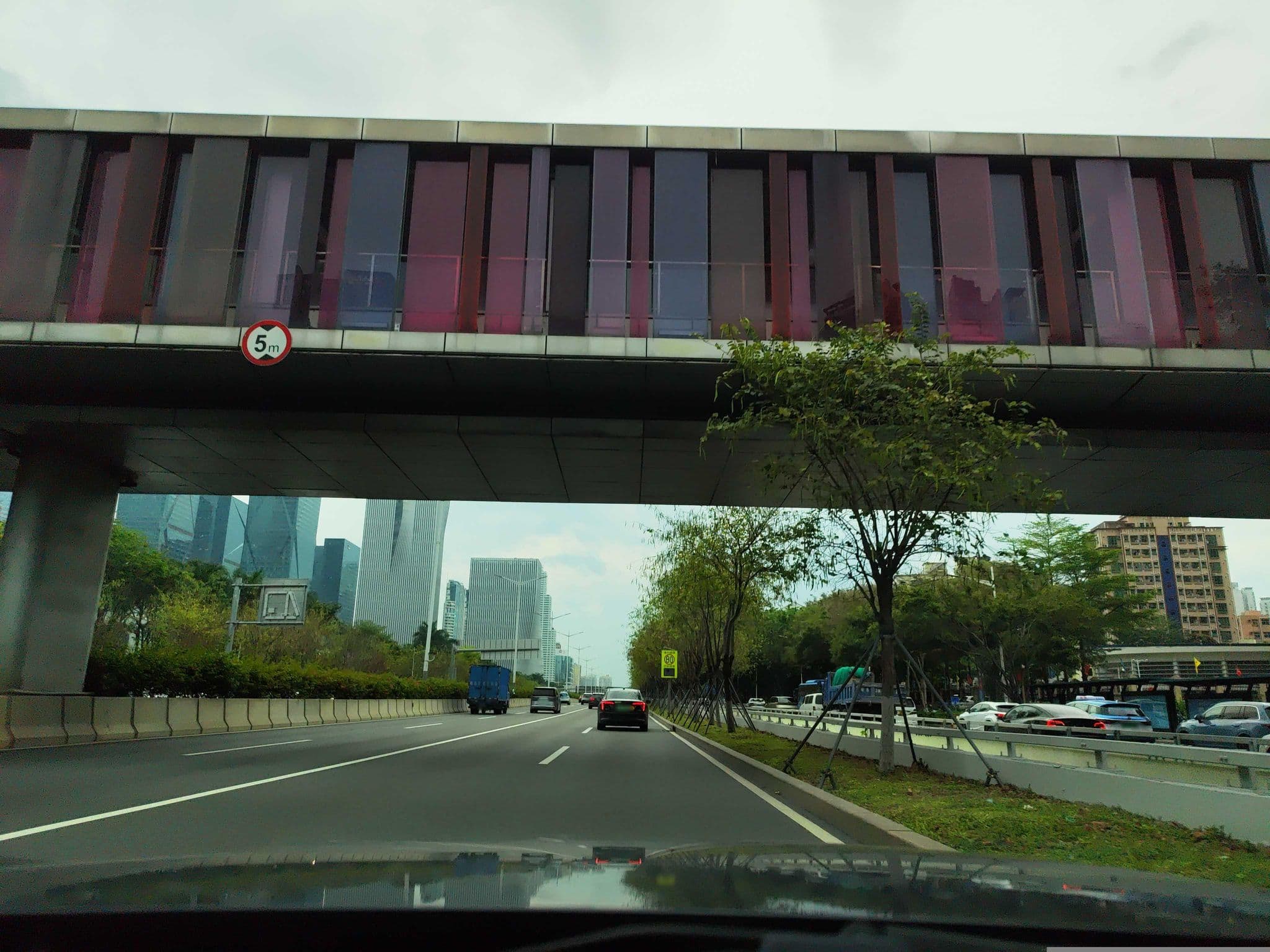 Street view near 深圳会展中心青年旅舍, Shatou Residential — © Obanazawa_Kuri (CC BY-SA · Mapillary)