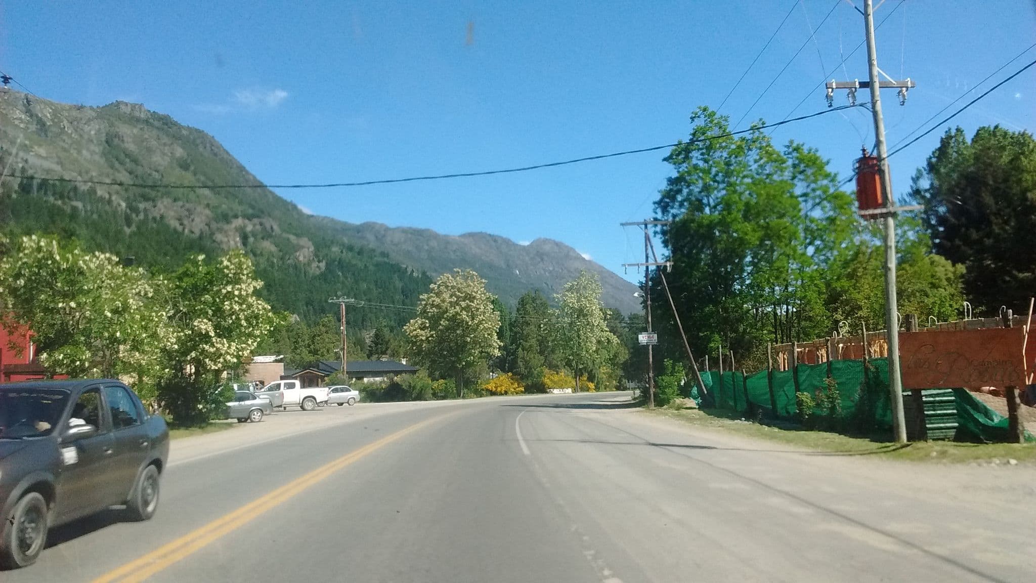 Street view near Camping Las Rosas, Lago Puelo — © mweper (CC BY-SA · Mapillary)