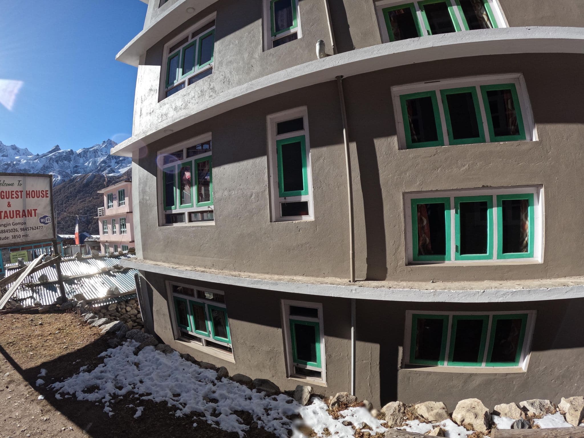 Street view near Snow Leopard Hotel & Lodge, Saga — © Narayan01 (CC BY-SA · Mapillary)
