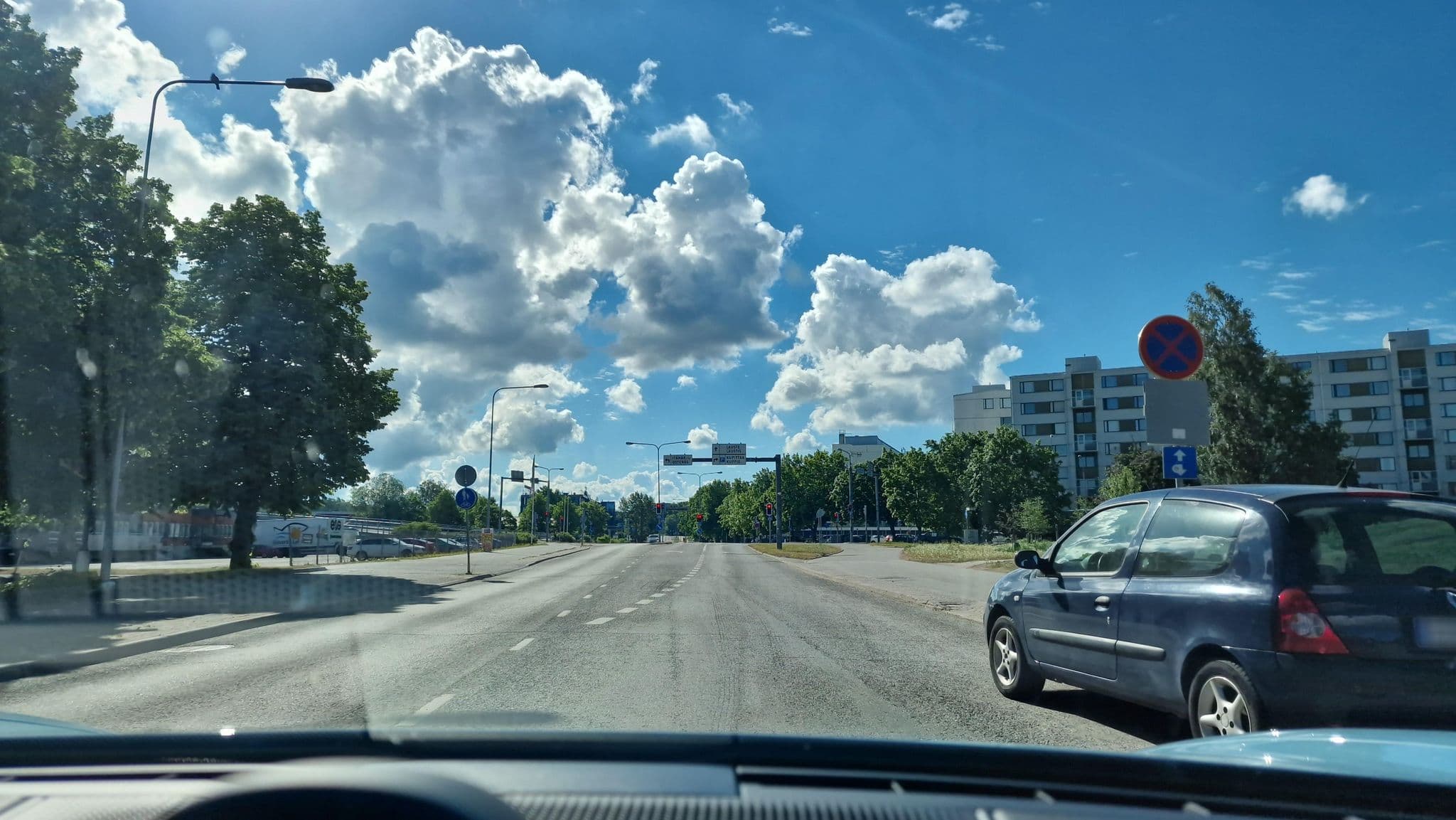 Street view near Majatalo Kupittaa, Vasaramäki — © riussi (CC BY-SA · Mapillary)