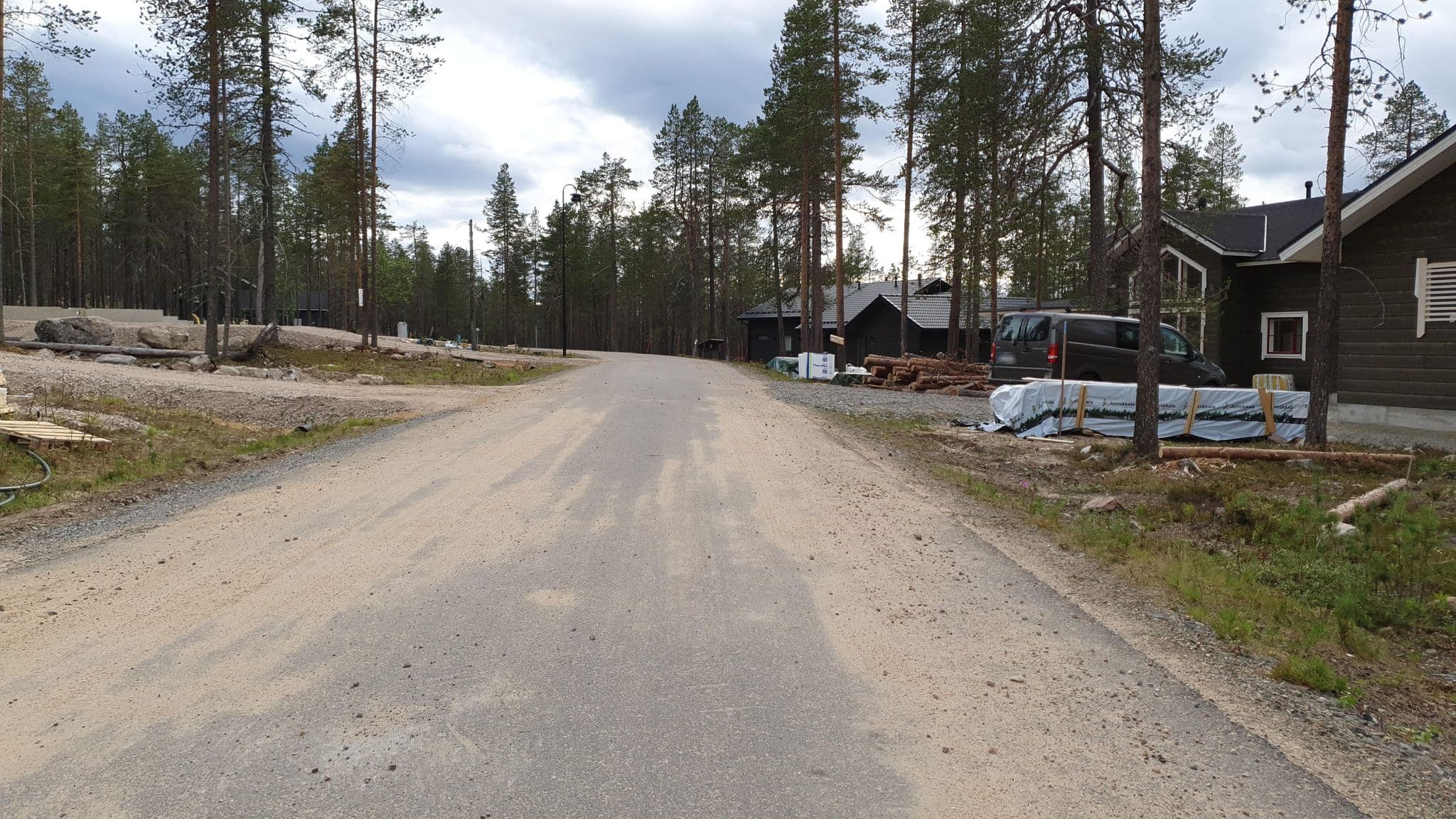 Street view near Helmiäinen, Kolari — © houtari (CC BY-SA · Mapillary)