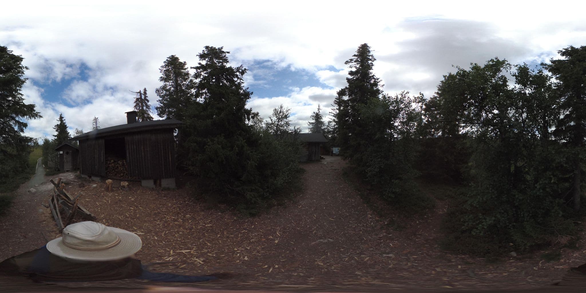 Street view near Riisitunturi, autiotupa, Posio — © kino (CC BY-SA · Mapillary)