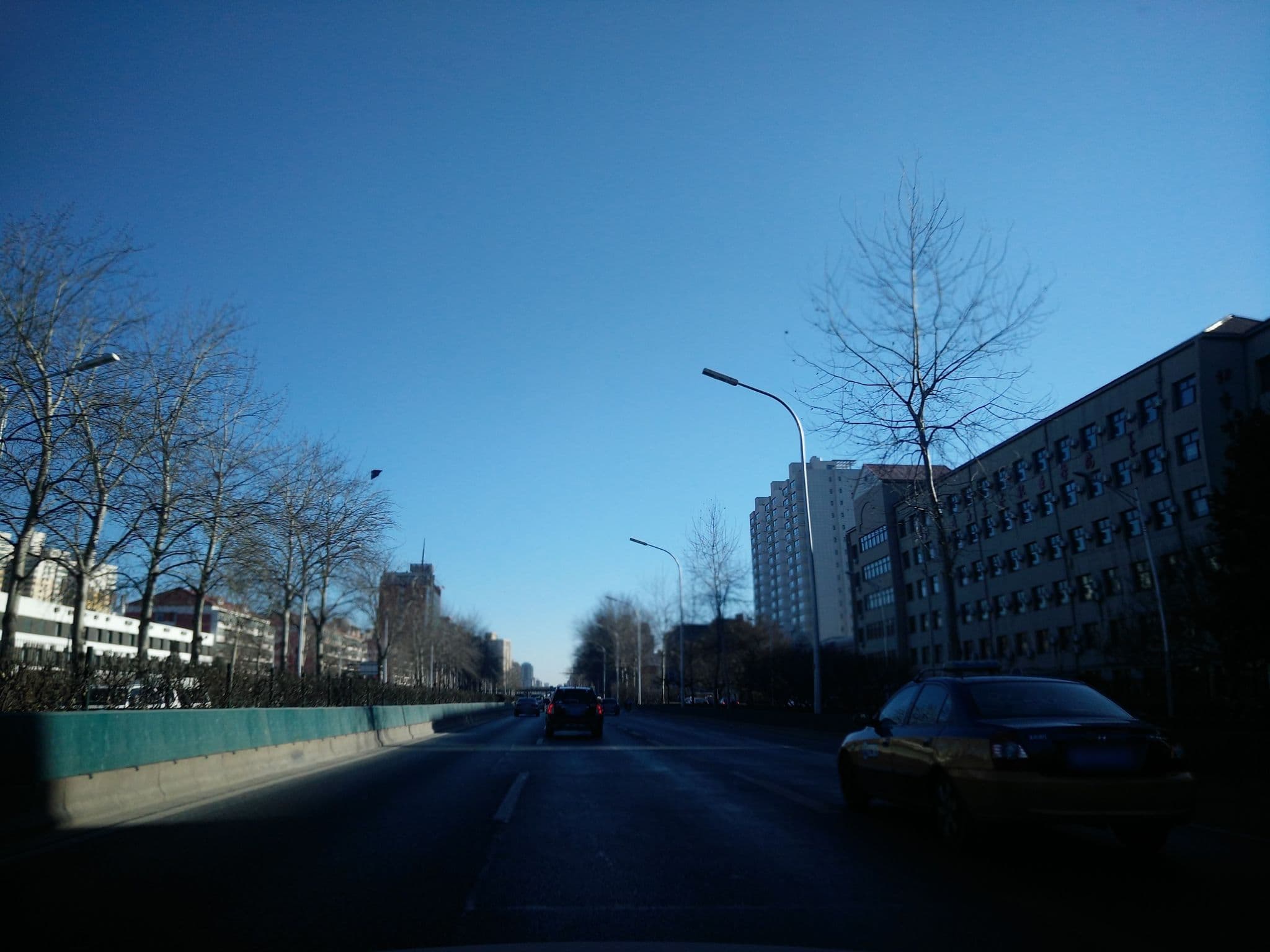 Street view near Wan Fang Yuan Hotel, Beijing — © cdch414 (CC BY-SA · Mapillary)