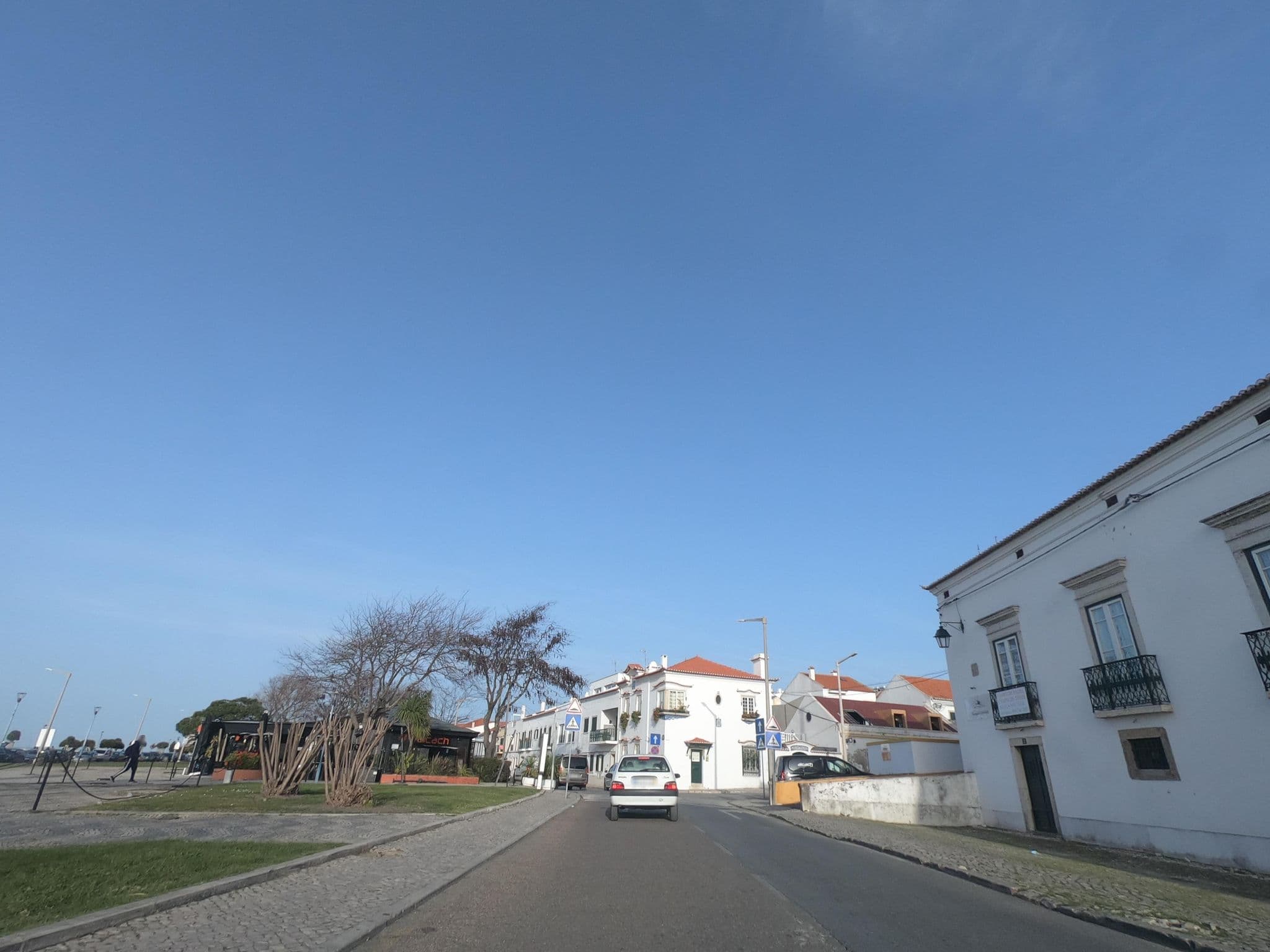 Street view near Quinta da Praia das Fontes, Alcochete — © filohipo (CC BY-SA · Mapillary)