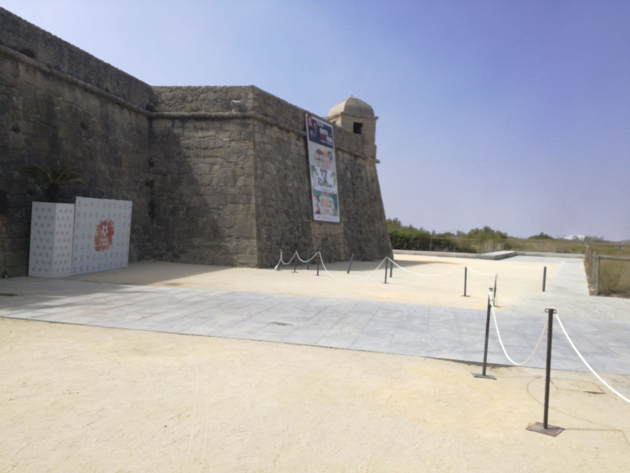 Street view near Forte São João, Vila do Conde — © cyberlima (CC BY-SA · Mapillary)