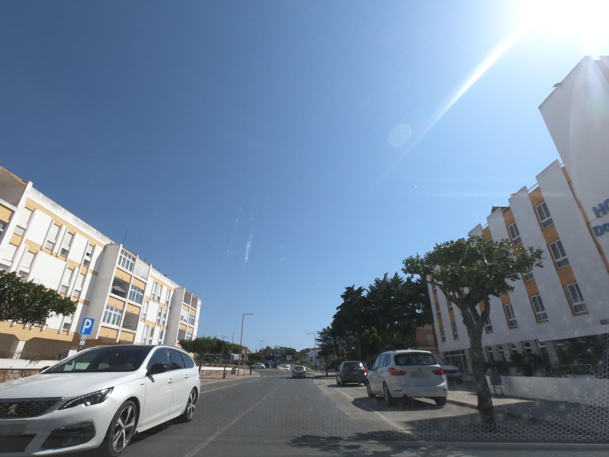 Street view near Hotel Dom Nuno, Santiago do Cacém — © filohipo (CC BY-SA · Mapillary)