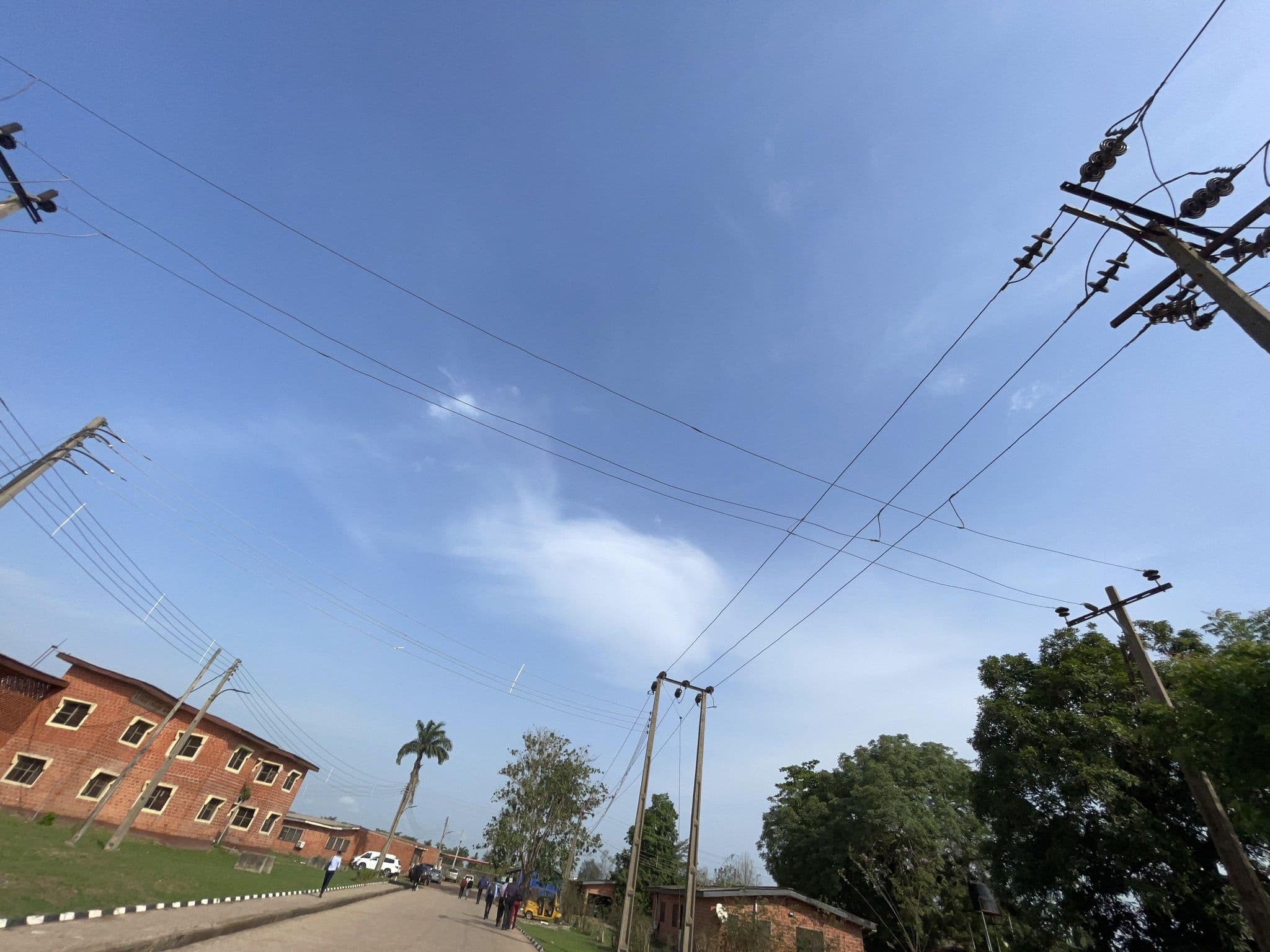 Street view near The Temperance Hotel, Iyesi — © Aneehat_precious (CC BY-SA · Mapillary)