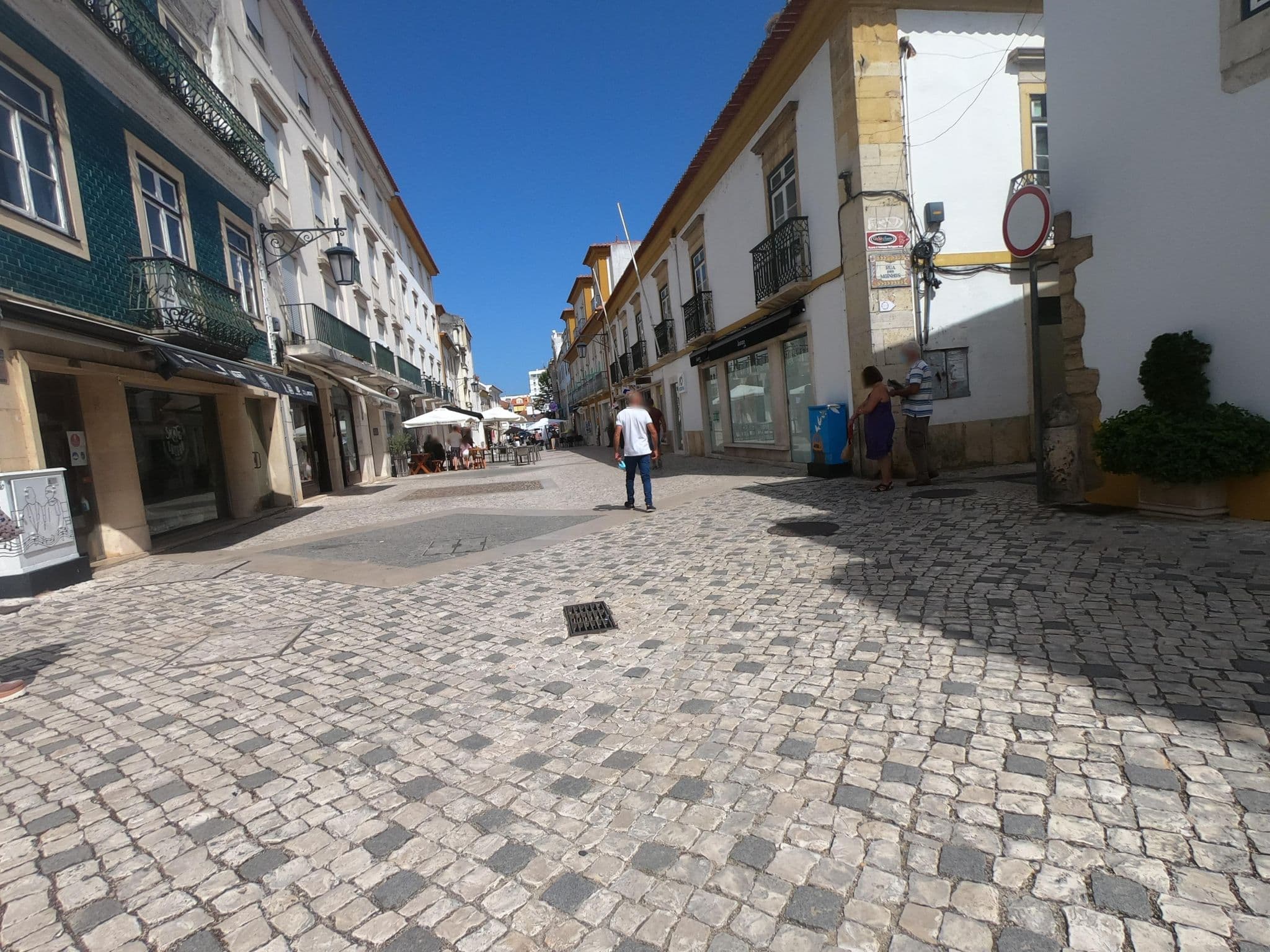 Street view near Residencial Cavaleiros de Cristo***, Tomar — © filohipo (CC BY-SA · Mapillary)
