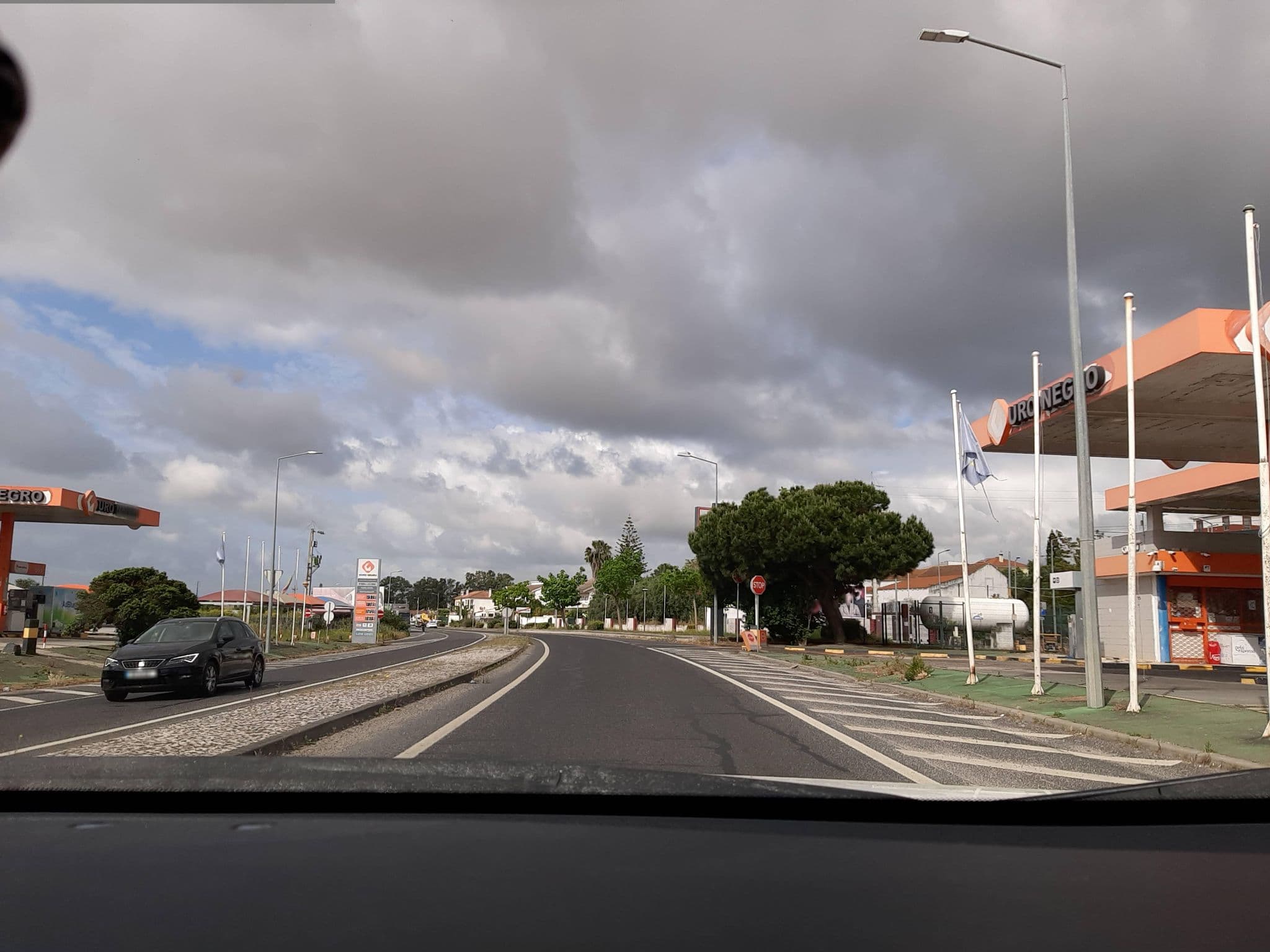 Street view near Ouro, Azambuja — © biomedica (CC BY-SA · Mapillary)