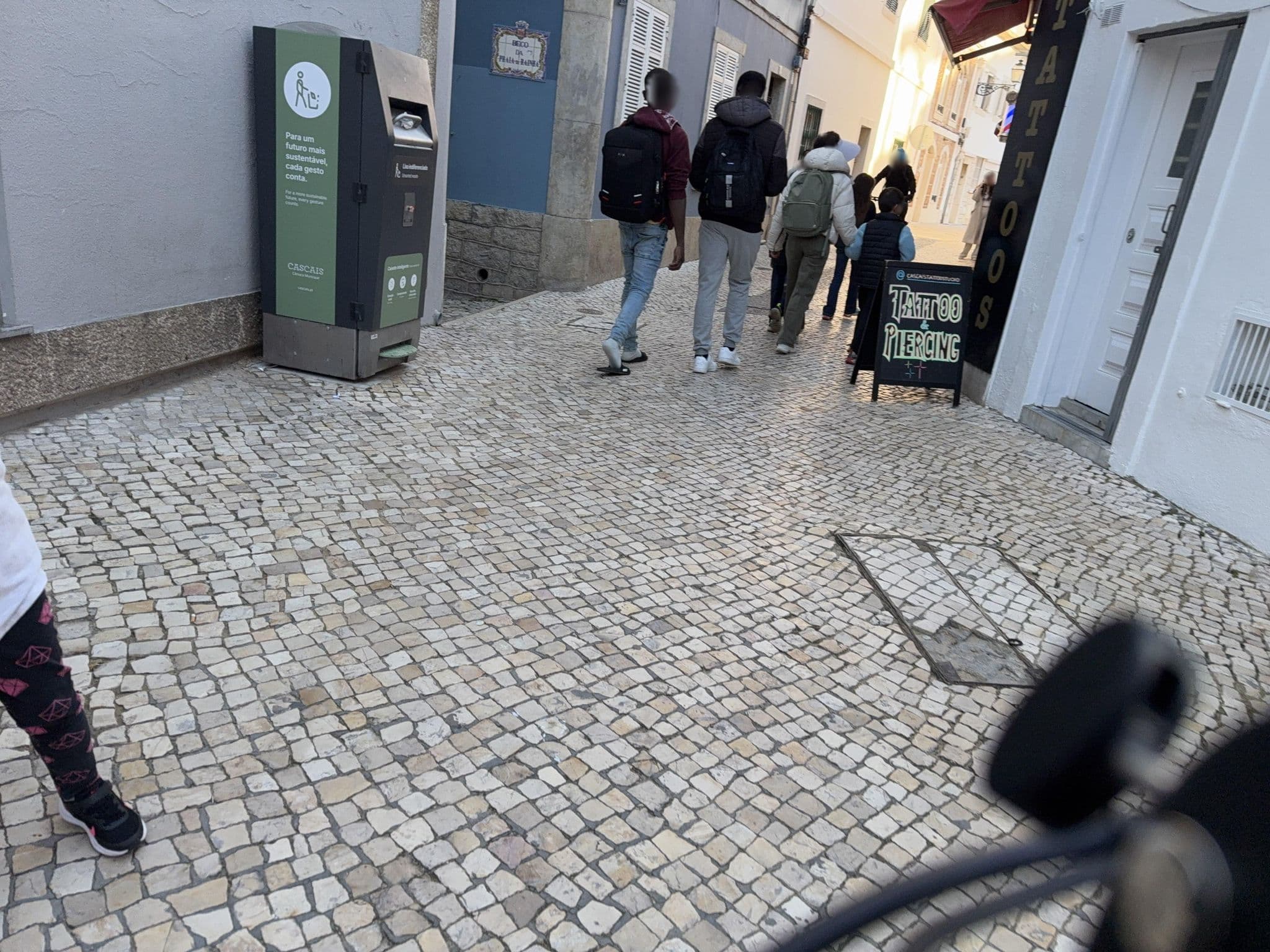 Street view near Guest House, Cascais — © RSTQ (CC BY-SA · Mapillary)