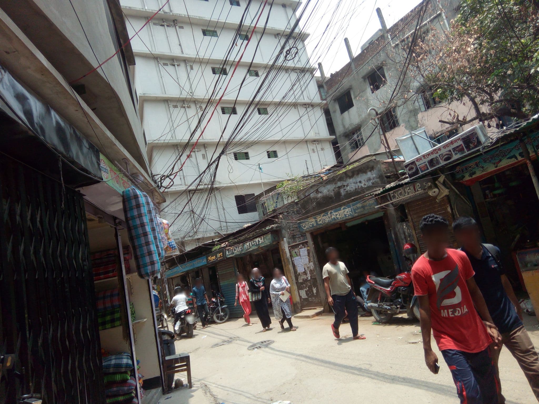 Street view near Hotel Green Palace Int., Dhanmondi — © mapdhaka (CC BY-SA · Mapillary)