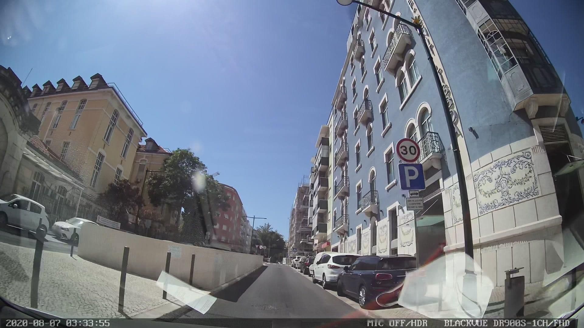 Street view near Hotel Zenit Lisboa, São Sebastião da Pedreira — © filipegraciosa (CC BY-SA · Mapillary)
