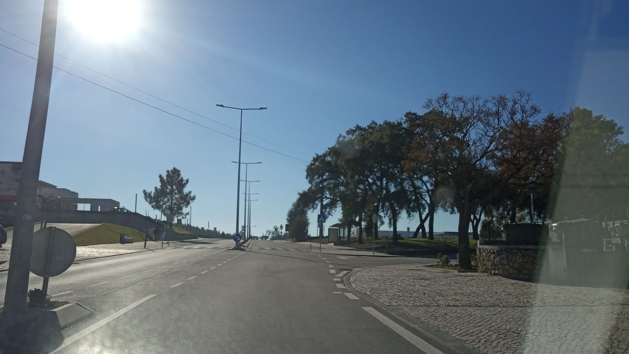 Street view near Hotel do Cabecinho, Sangalhos — © hugofonseca (CC BY-SA · Mapillary)