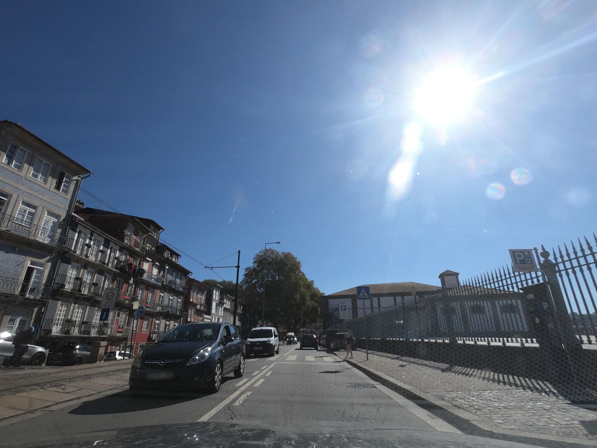Street view near Happy Porto, Massarelos — © filohipo (CC BY-SA · Mapillary)