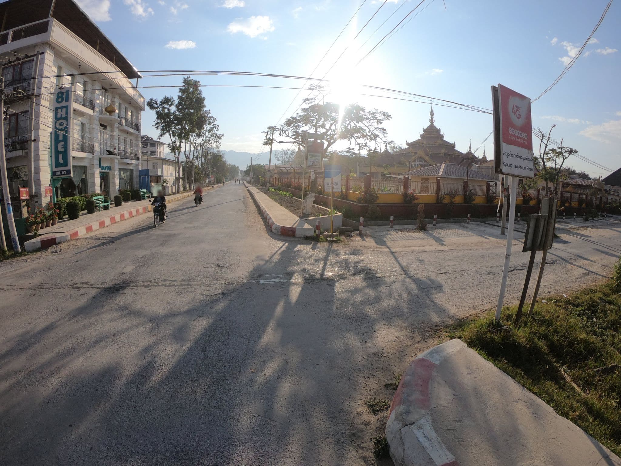 Street view near 81 Hotel Inlay, Yawnghwe — © thohi (CC BY-SA · Mapillary)