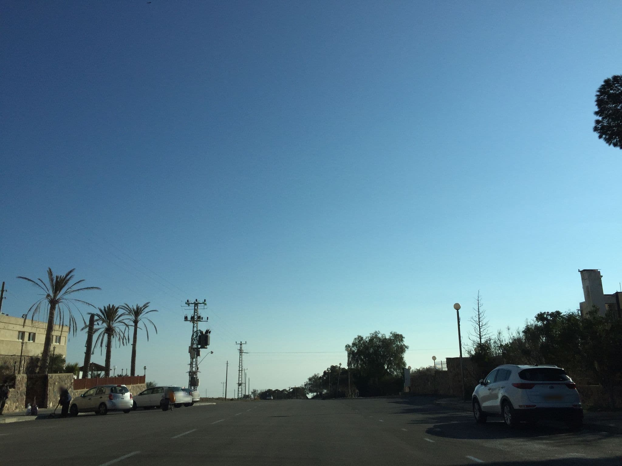Street view near Yaffe Nof Hotel, Arad — © richlv (CC BY-SA · Mapillary)