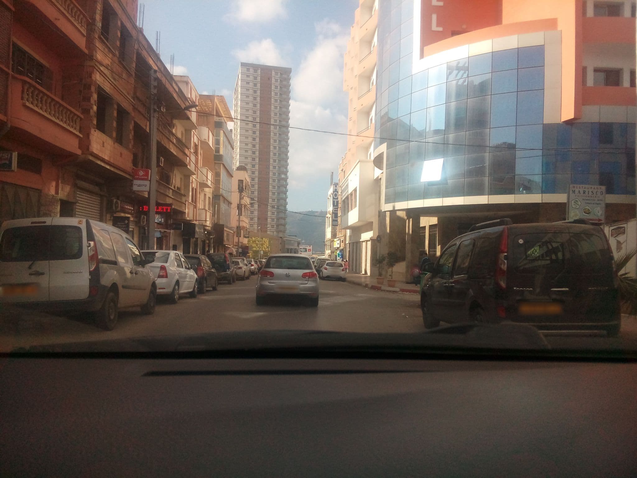 Street view near Hotel Mistral, Oran — © mapdz (CC BY-SA · Mapillary)