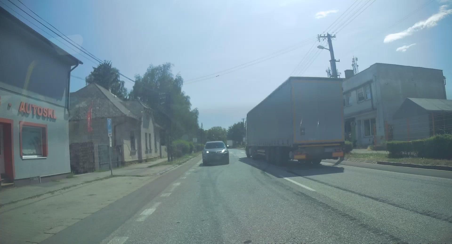 Street view near Motel Raiders, Šahy — © edc22 (CC BY-SA · Mapillary)