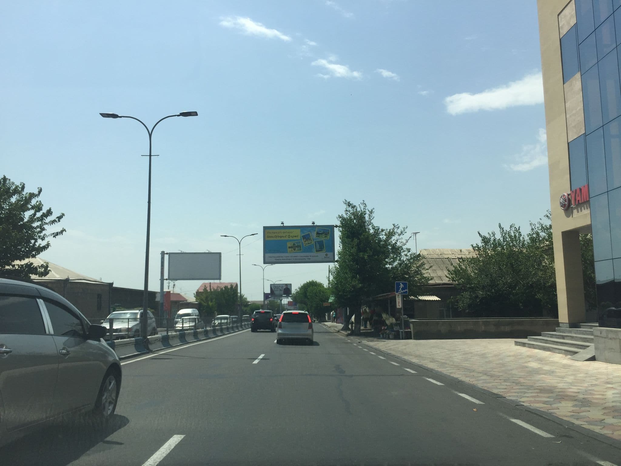 Street view near Port Plaza Hotel, Parakar — © thepriben (CC BY-SA · Mapillary)
