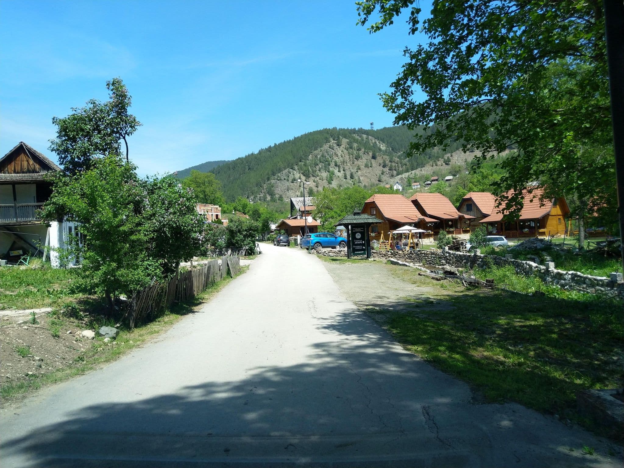 Street view near Apartmani Milev, Ðurići — © nemanja303 (CC BY-SA · Mapillary)