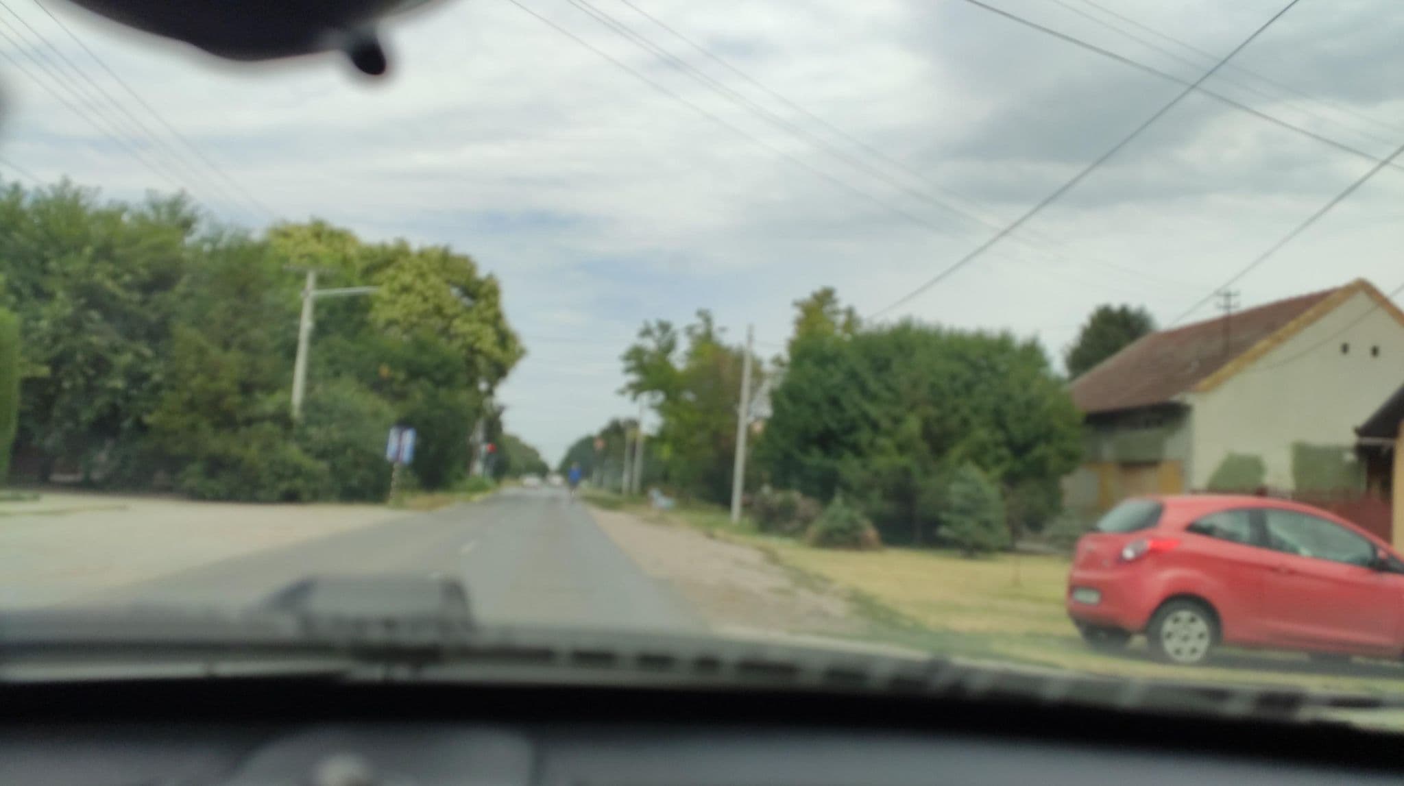 Street view near Tri Sesira, Čenej — © atilahorvat (CC BY-SA · Mapillary)