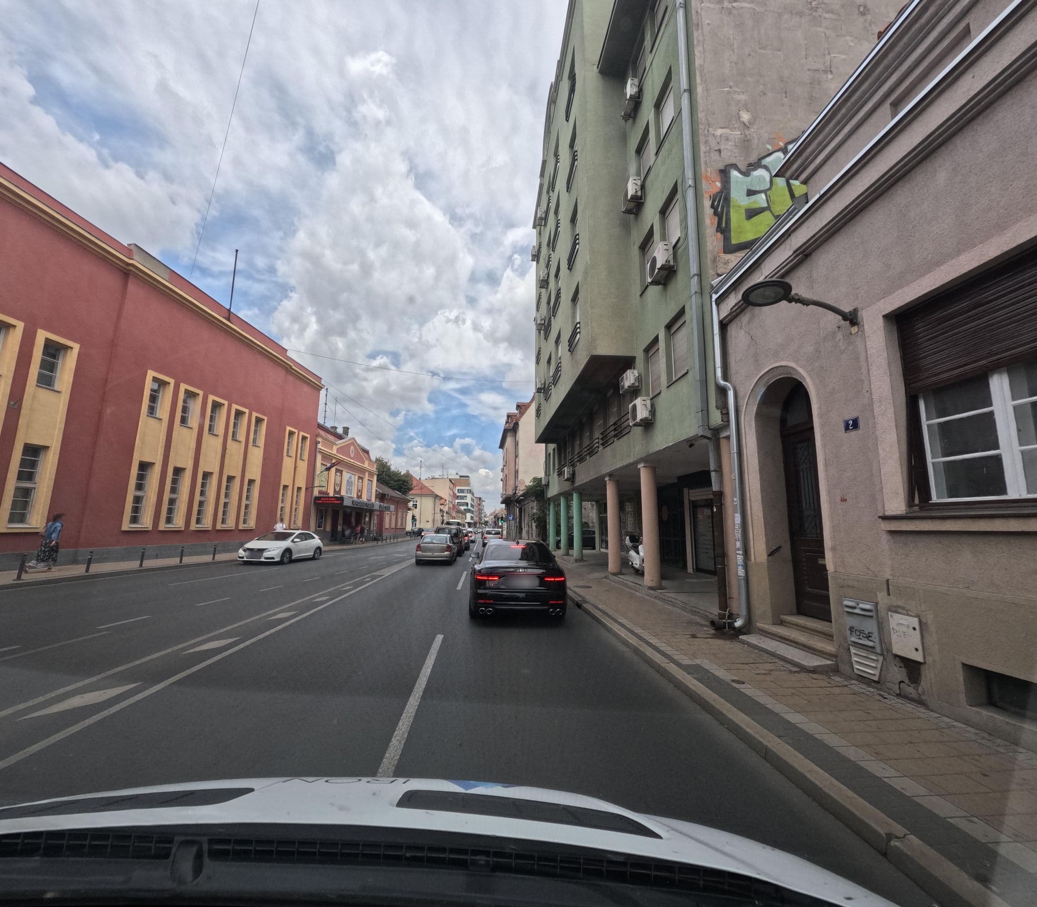 Street view near Hostel Stari Grad, Novi Sad — © smajser1 (CC BY-SA · Mapillary)