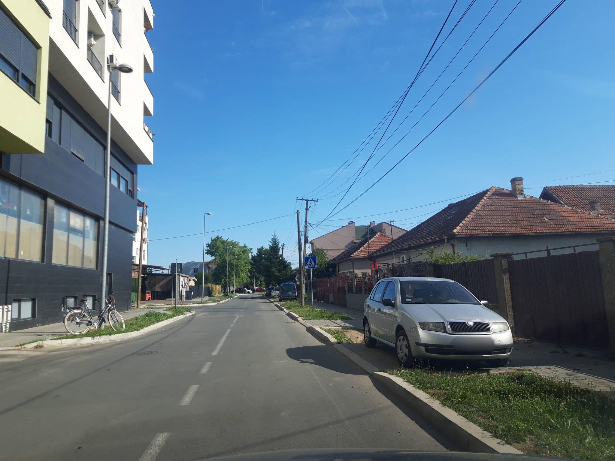 Street view near Element Garni Hotel, Novi Sad — © fivewho (CC BY-SA · Mapillary)