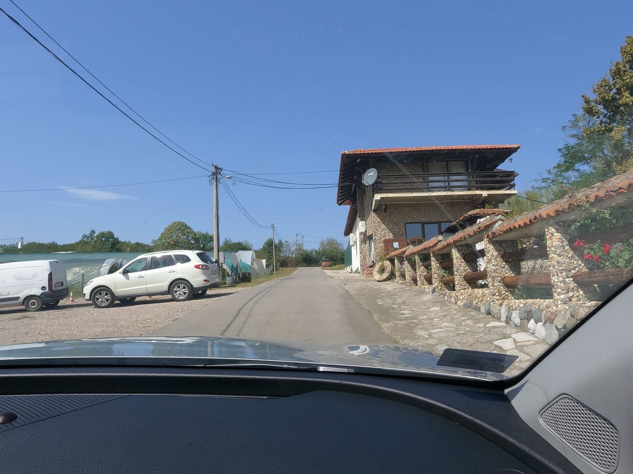 Street view near Etno selo „Babina reka”, Lazarevac — © borovac (CC BY-SA · Mapillary)