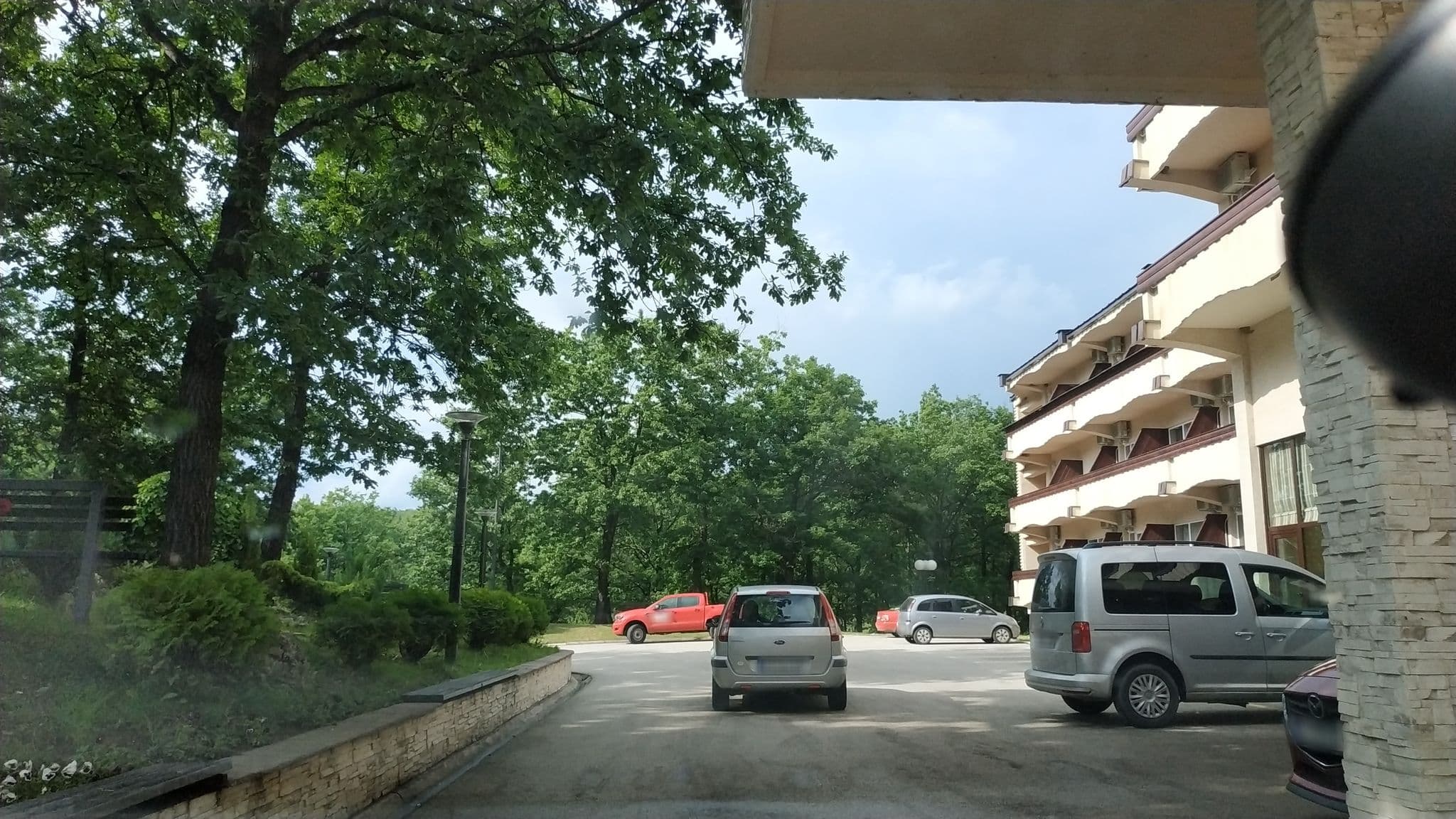 Street view near Jezero ****, Bor — © acamat (CC BY-SA · Mapillary)