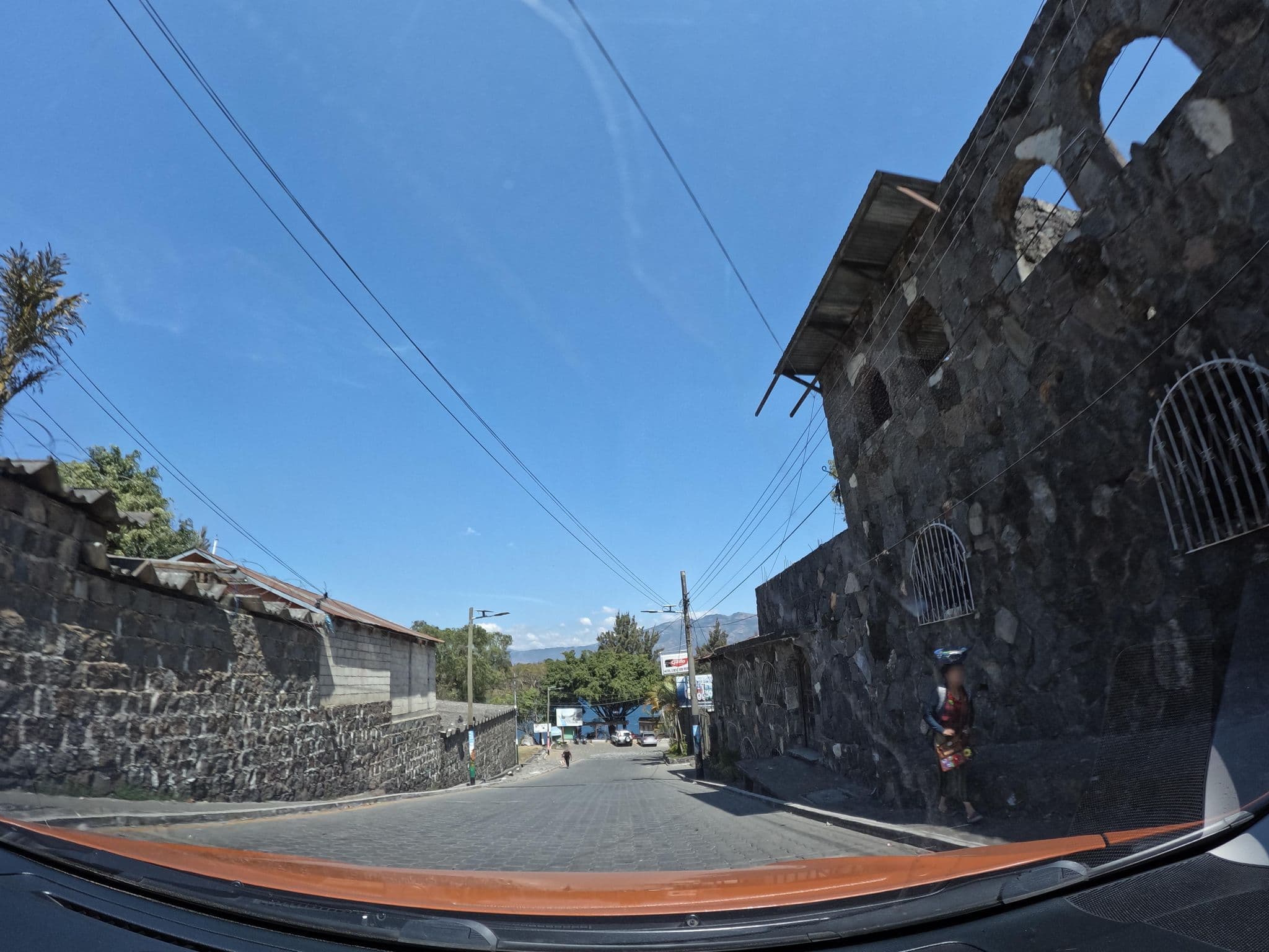 Street view near Hotel y Restaurante Don Pedro, San Lucas Tolimán — © Kaart_Local (CC BY-SA · Mapillary)