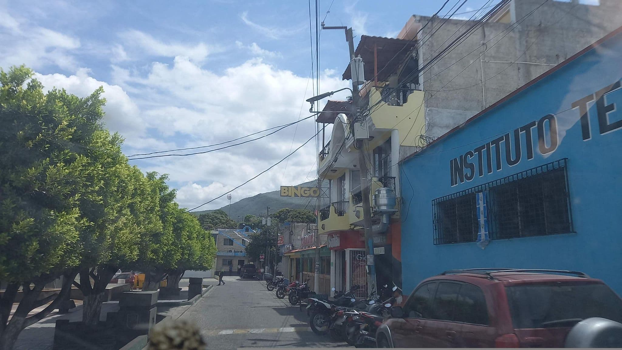 Street view near Hotel Park, Guastatoya — © ing_telefono_3 (CC BY-SA · Mapillary)