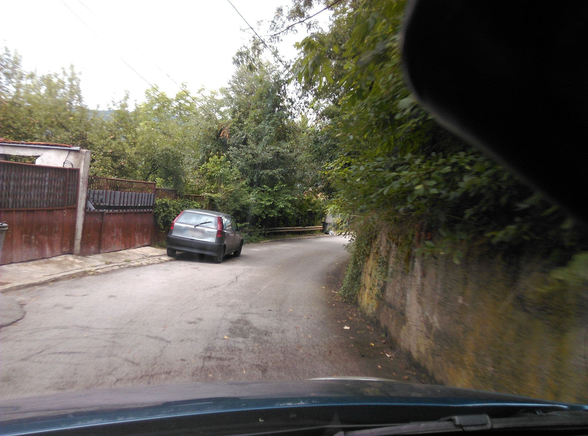 Street view near Къща за гости ТОРА БОРА, Lozen — © navteq_bg (CC BY-SA · Mapillary)