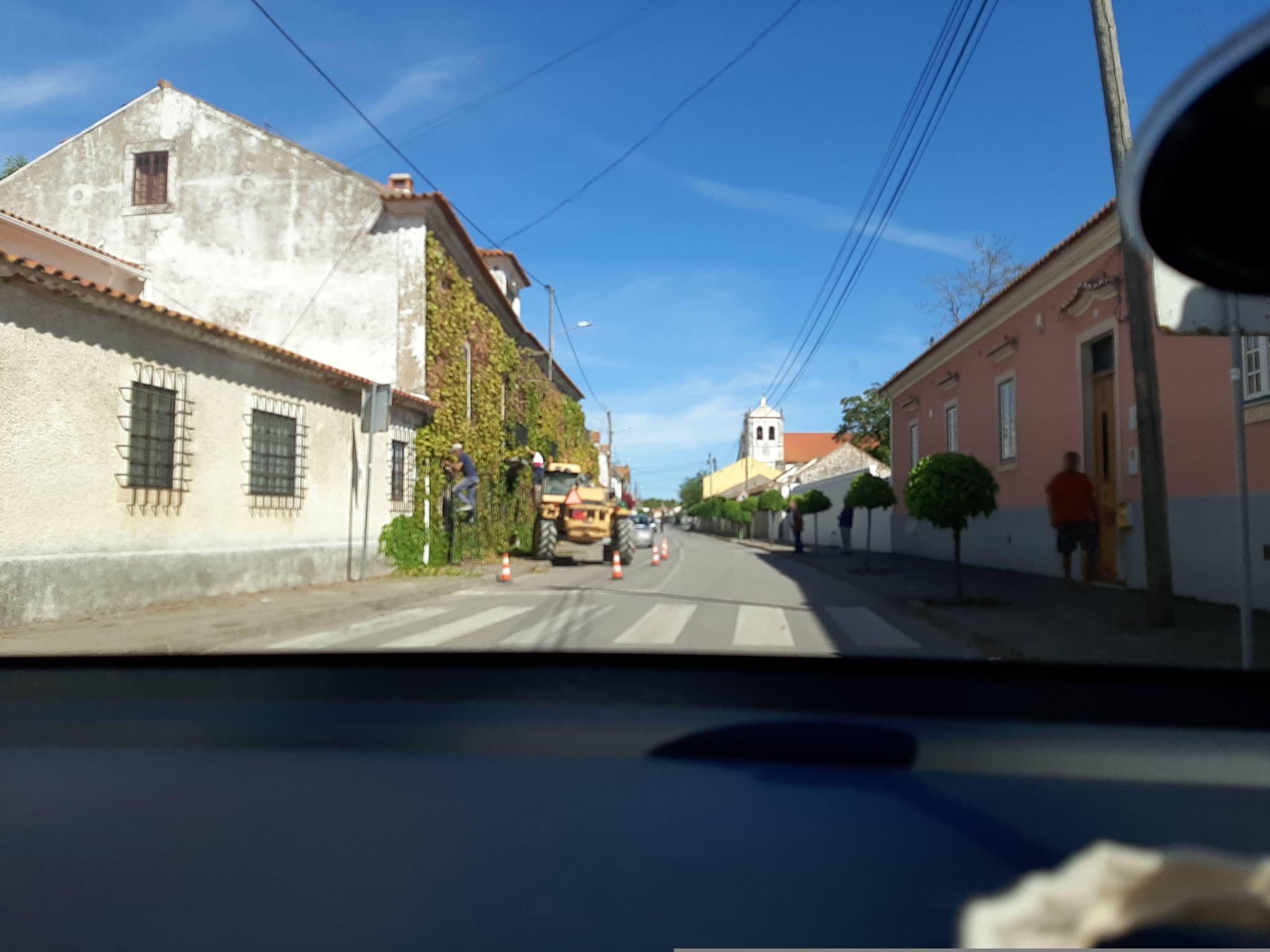 Street view near Casa da Azinhaga, Golegã — © biomedica (CC BY-SA · Mapillary)