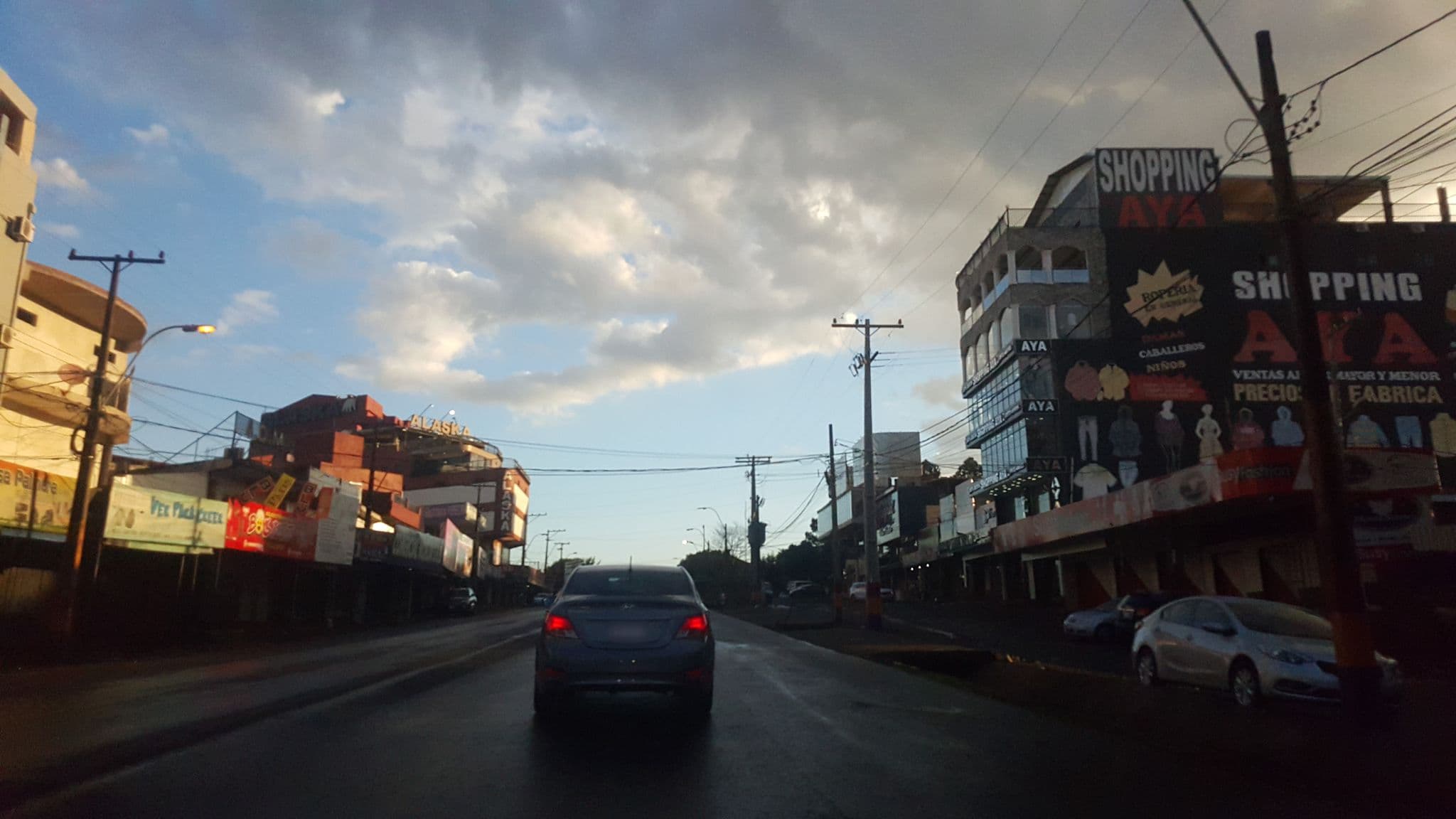 Street view near Clases Apart, Encarnación — © diegokrein (CC BY-SA · Mapillary)