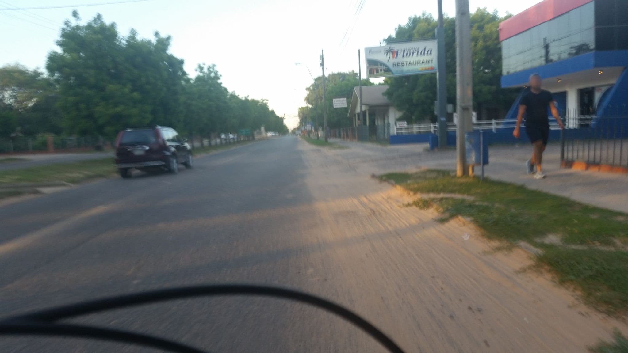Street view near Hotel Florida, Filadelfia — © mirasolera (CC BY-SA · Mapillary)
