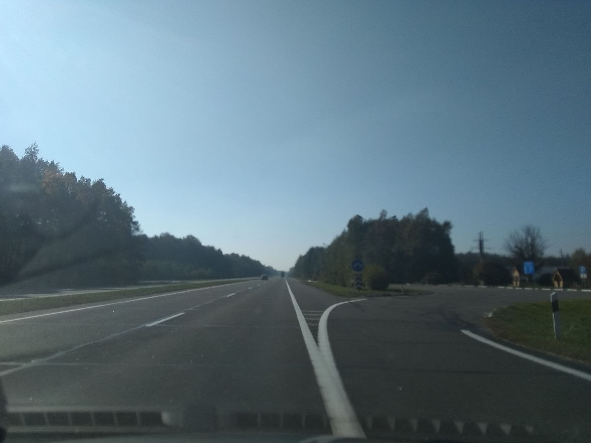 Street view near Мотель, Ivatsevichi — © spex_marina (CC BY-SA · Mapillary)