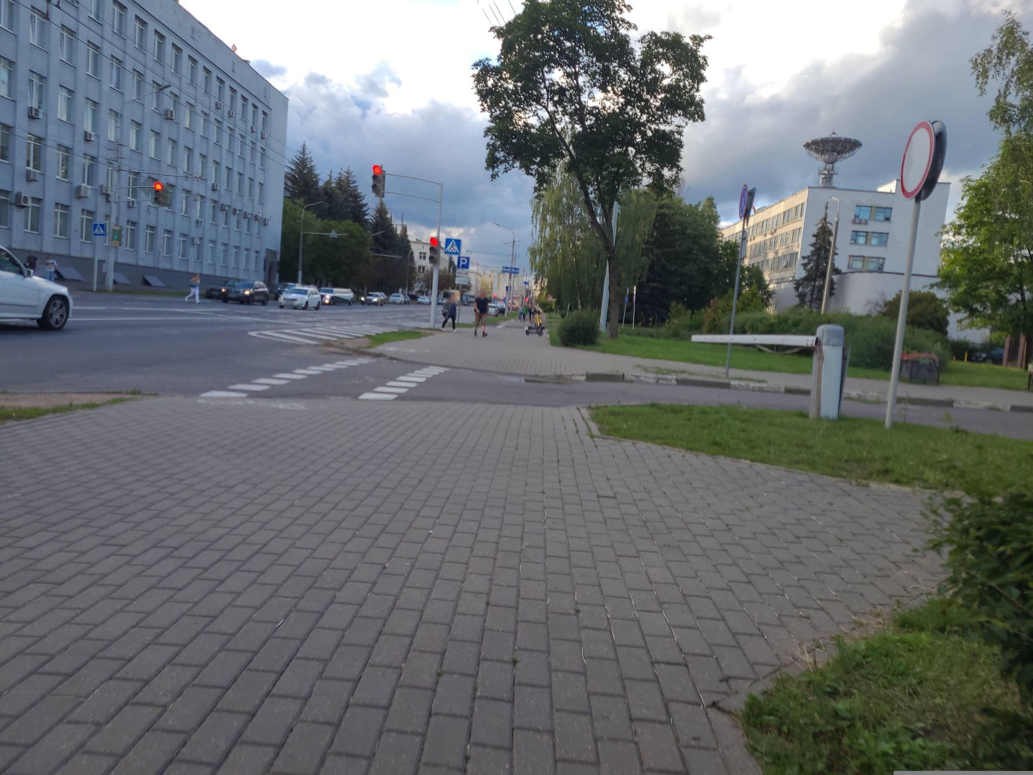 Street view near Академическая, Minsk — © Yaroha (CC BY-SA · Mapillary)