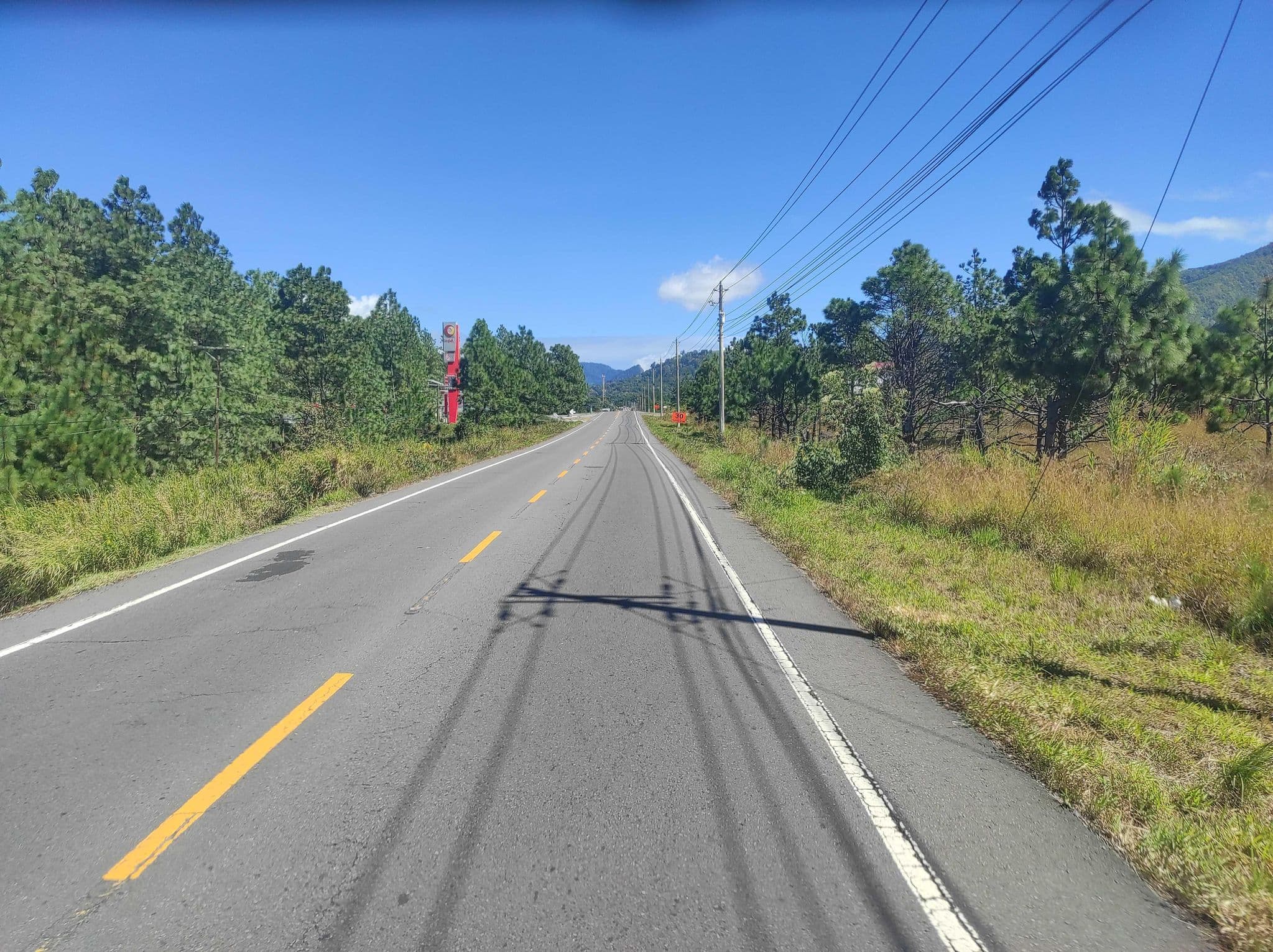 Street view near Hostal Llano Lindo, Volcán — © alvarado2510 (CC BY-SA · Mapillary)