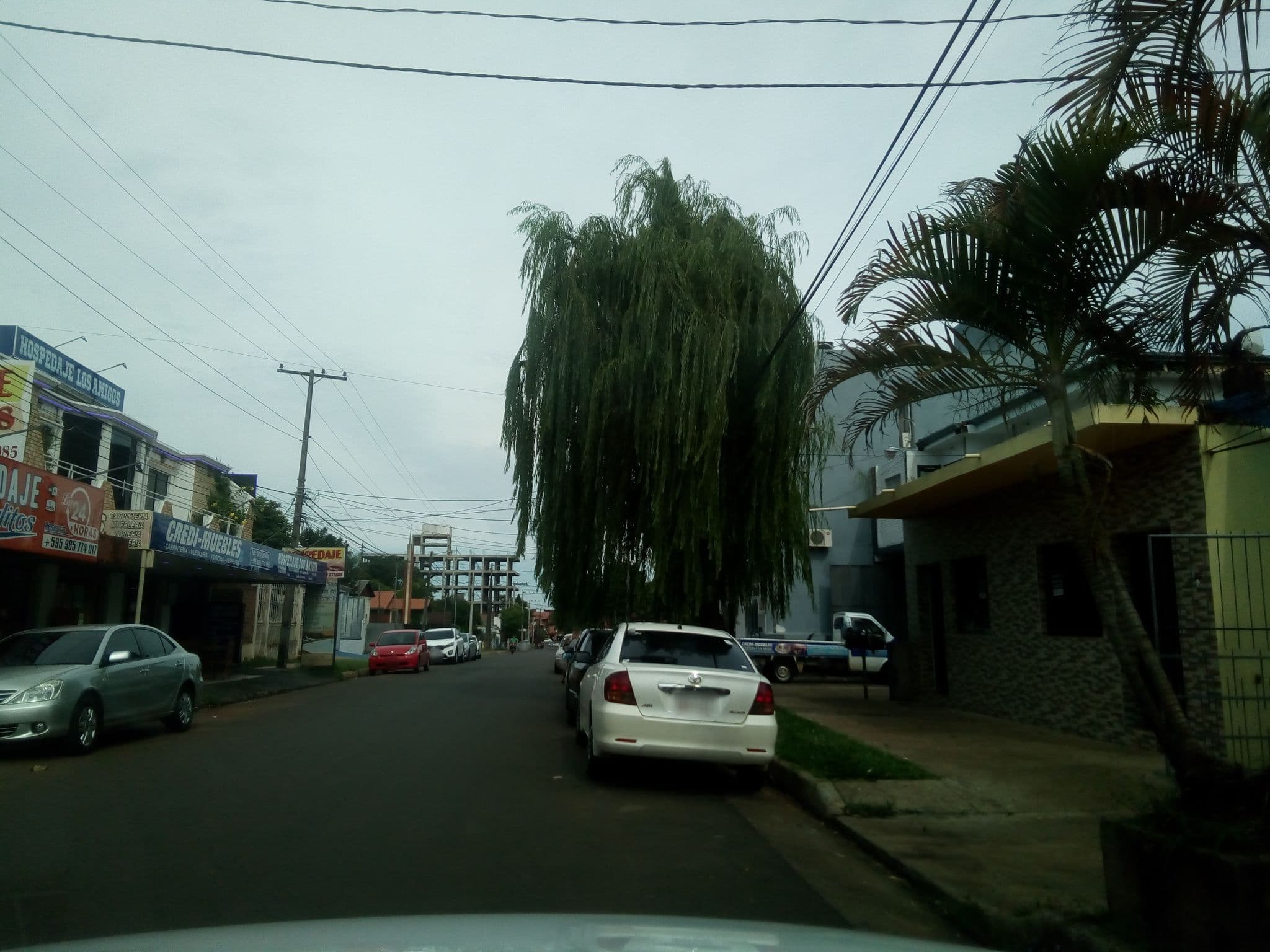 Street view near Hospedaje Florida, Encarnación — © carlosbrys (CC BY-SA · Mapillary)