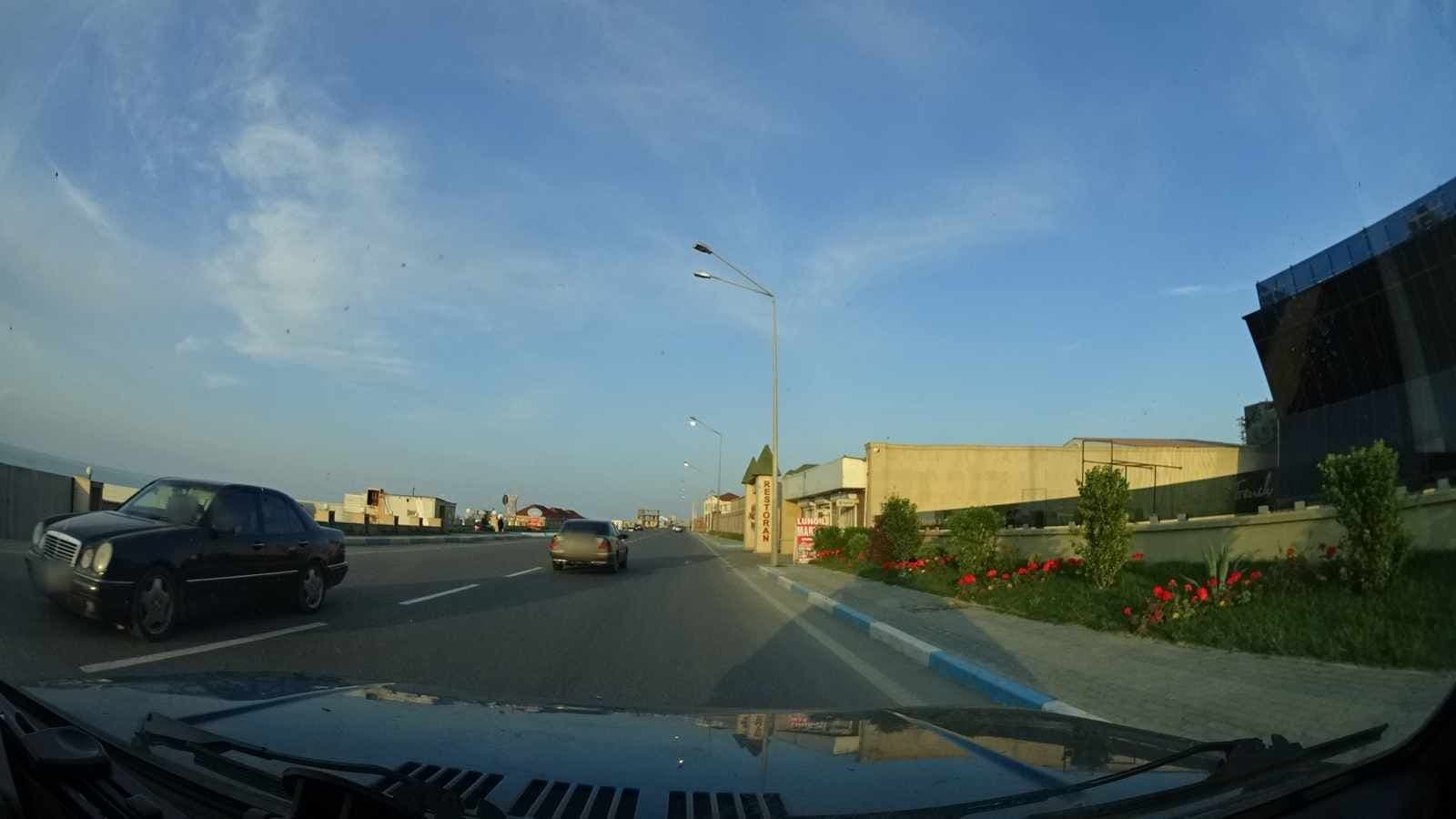 Street view near Mariana Trench, Jorat — © adoculos (CC BY-SA · Mapillary)