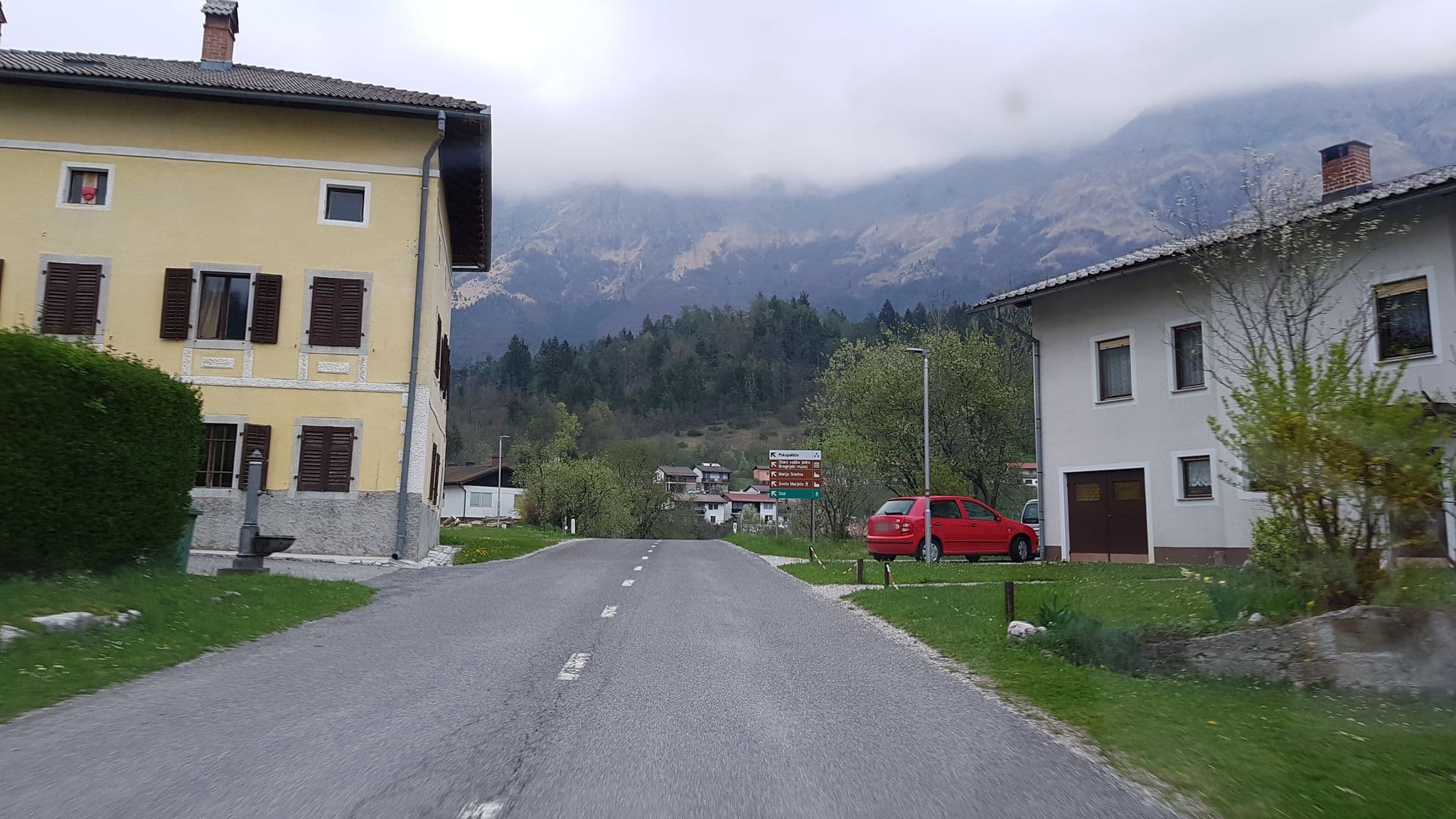 Street view near Appartment Bandaron, Kobarid — © igorzo (CC BY-SA · Mapillary)