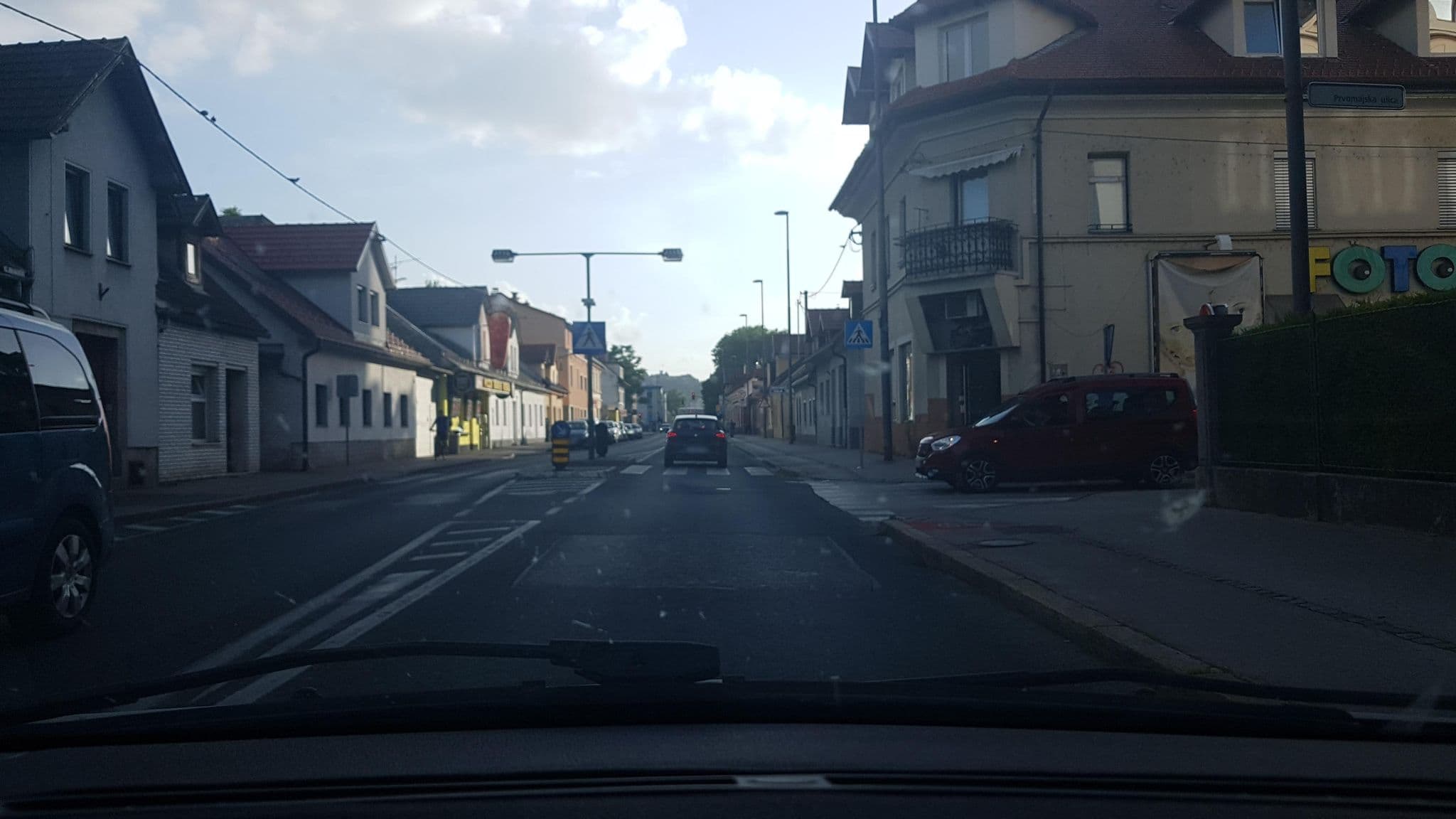 Street view near riverside vila, Ljubljana — © mik007 (CC BY-SA · Mapillary)
