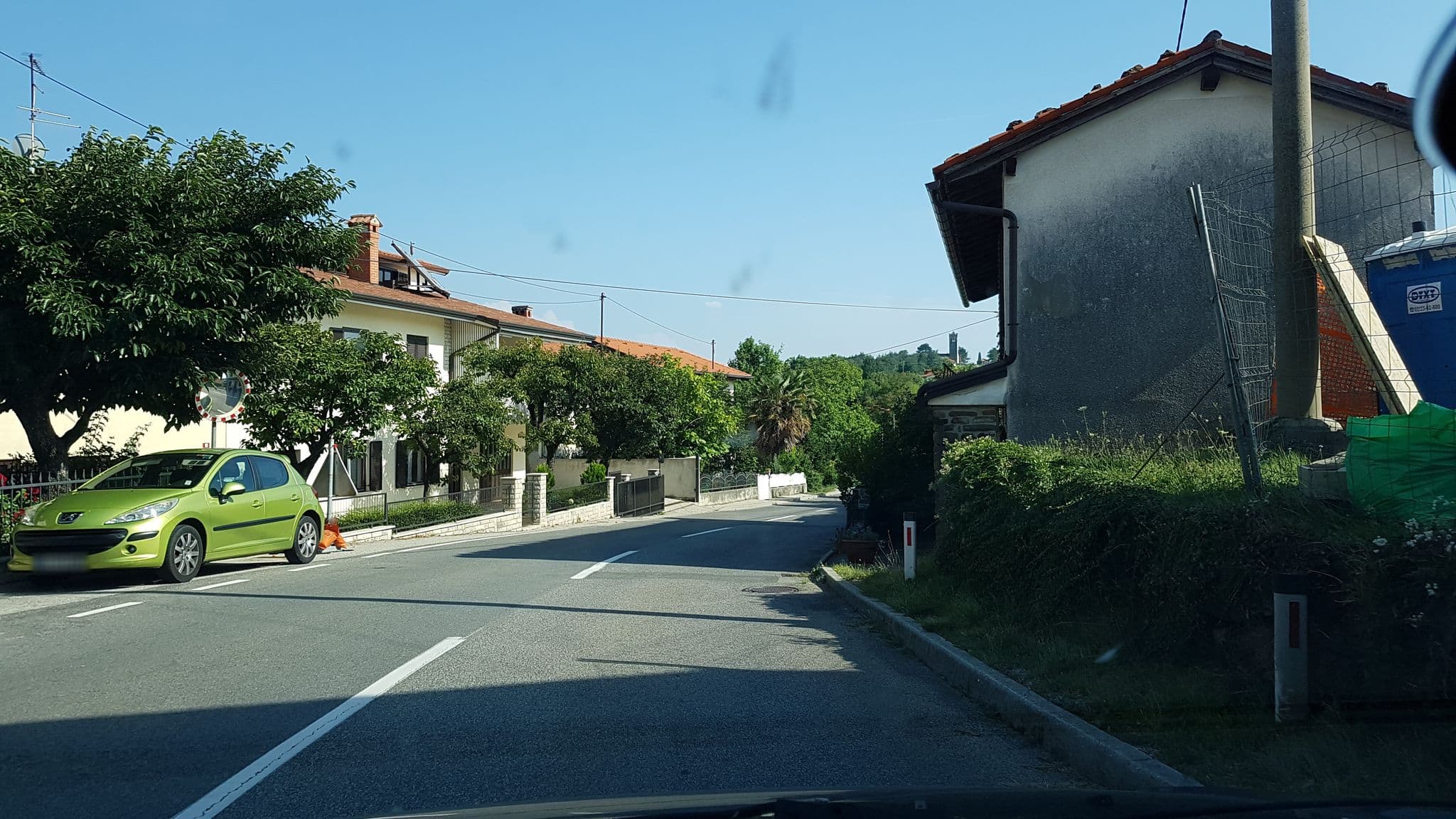 Street view near peterc wine estate, Deskle — © igorzo (CC BY-SA · Mapillary)