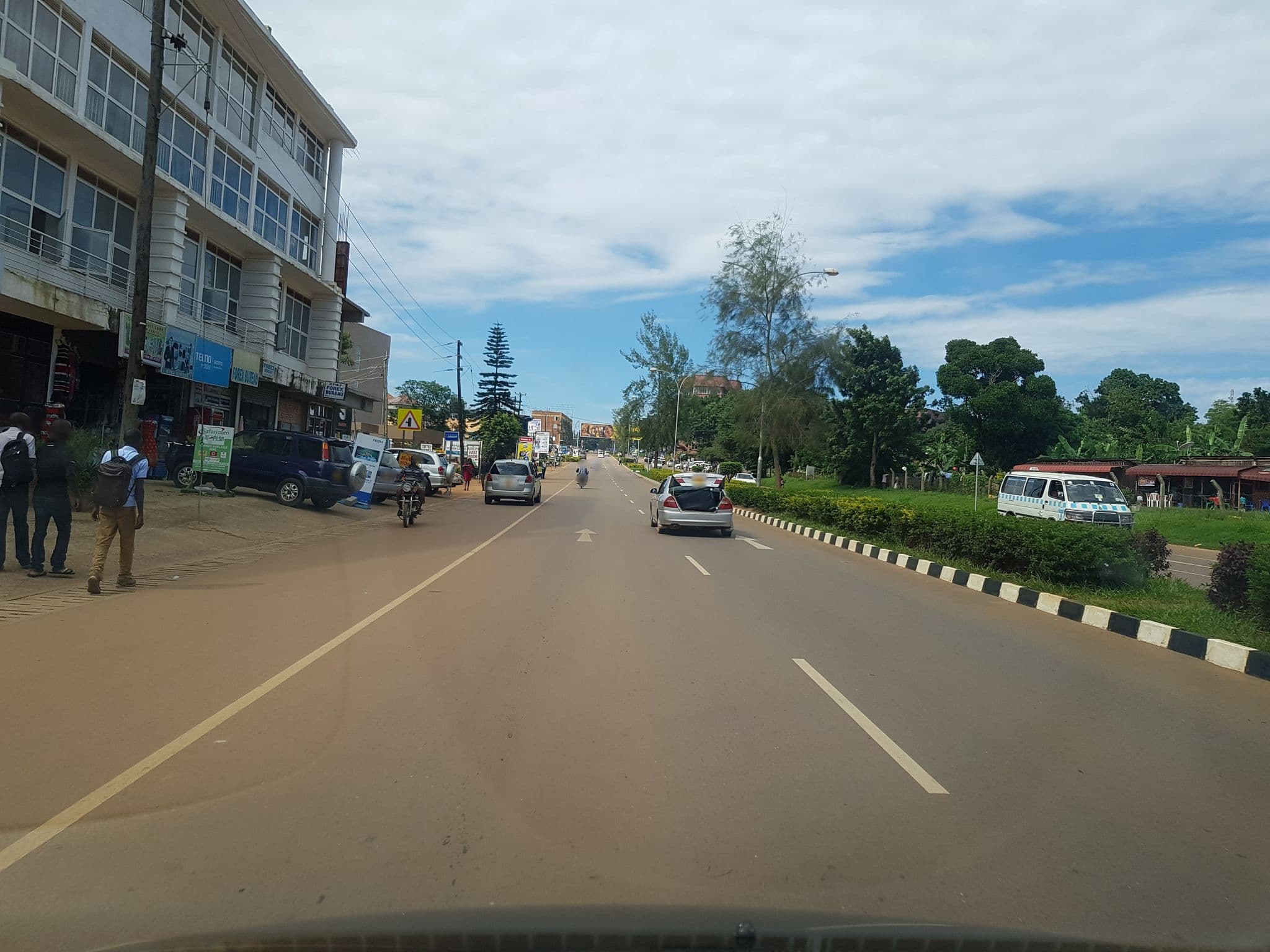 Street view near Pulickal Airport Hotel, Entebbe — © eneerhut (CC BY-SA · Mapillary)