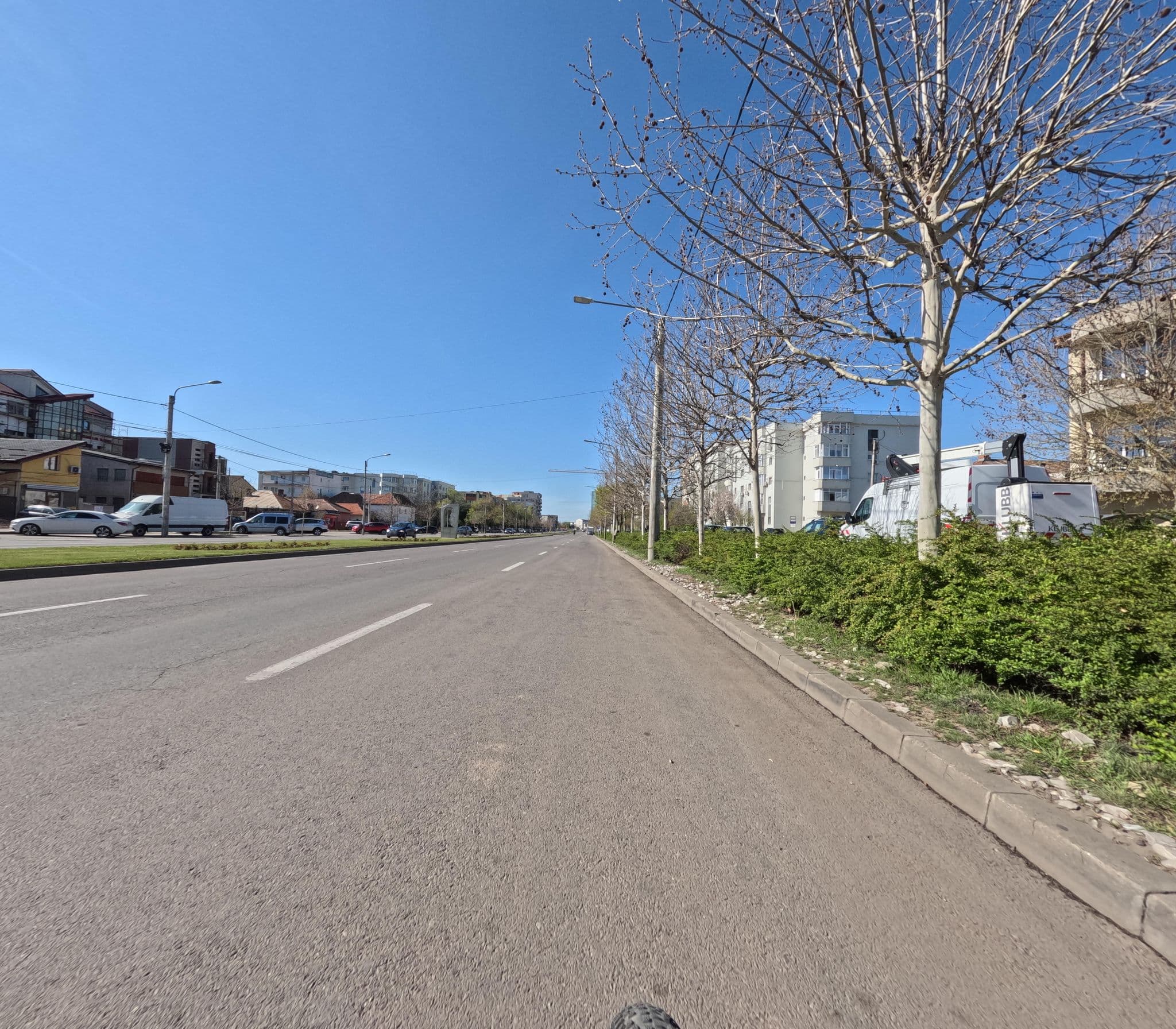 Street view near Hotel Andre's, Craiova — © deeeznuuuts (CC BY-SA · Mapillary)