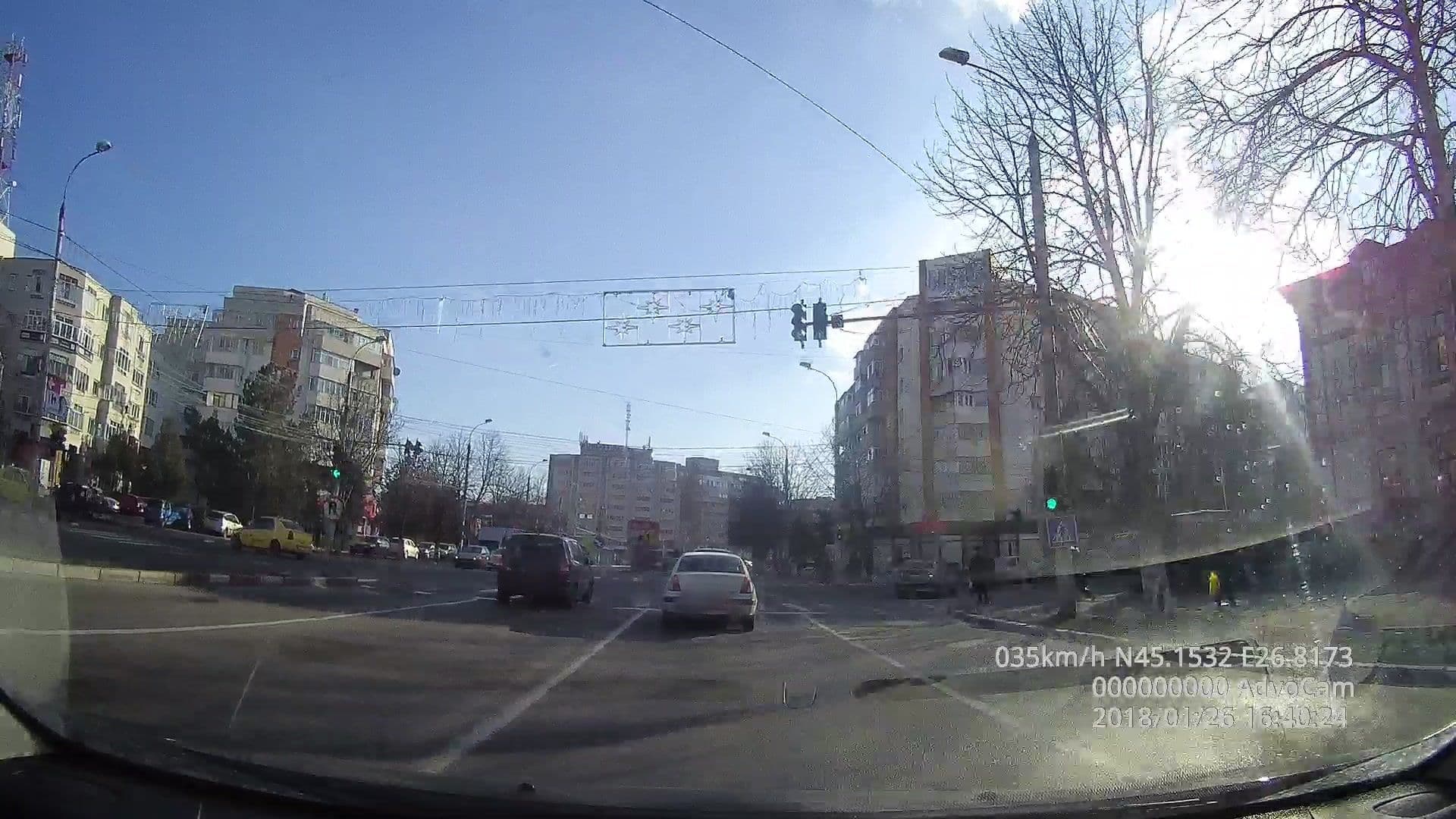 Street view near Hotel Art, Buzău — © tavi (CC BY-SA · Mapillary)