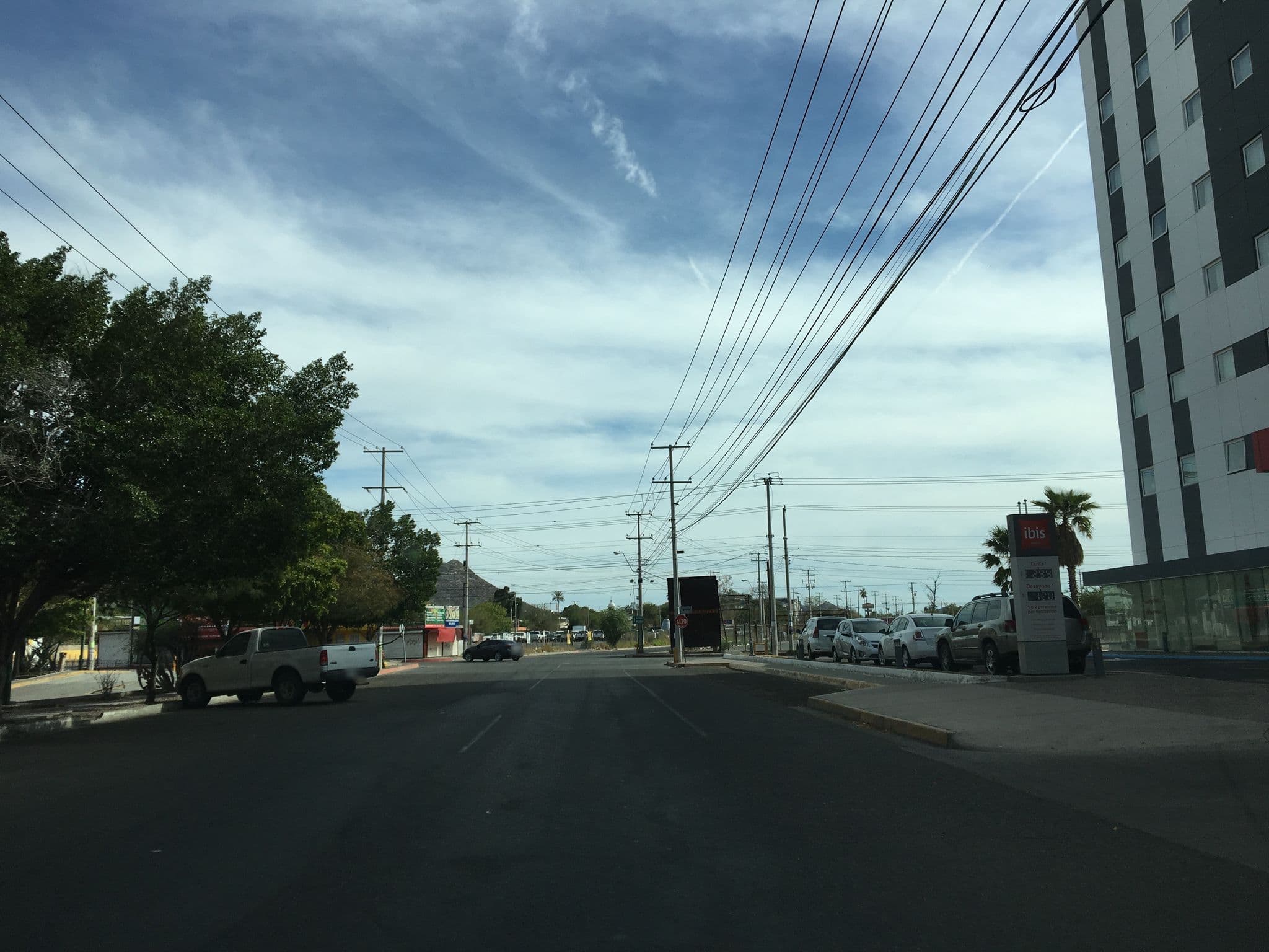 Street view near A Descansar!, Hermosillo — © ccossio (CC BY-SA · Mapillary)