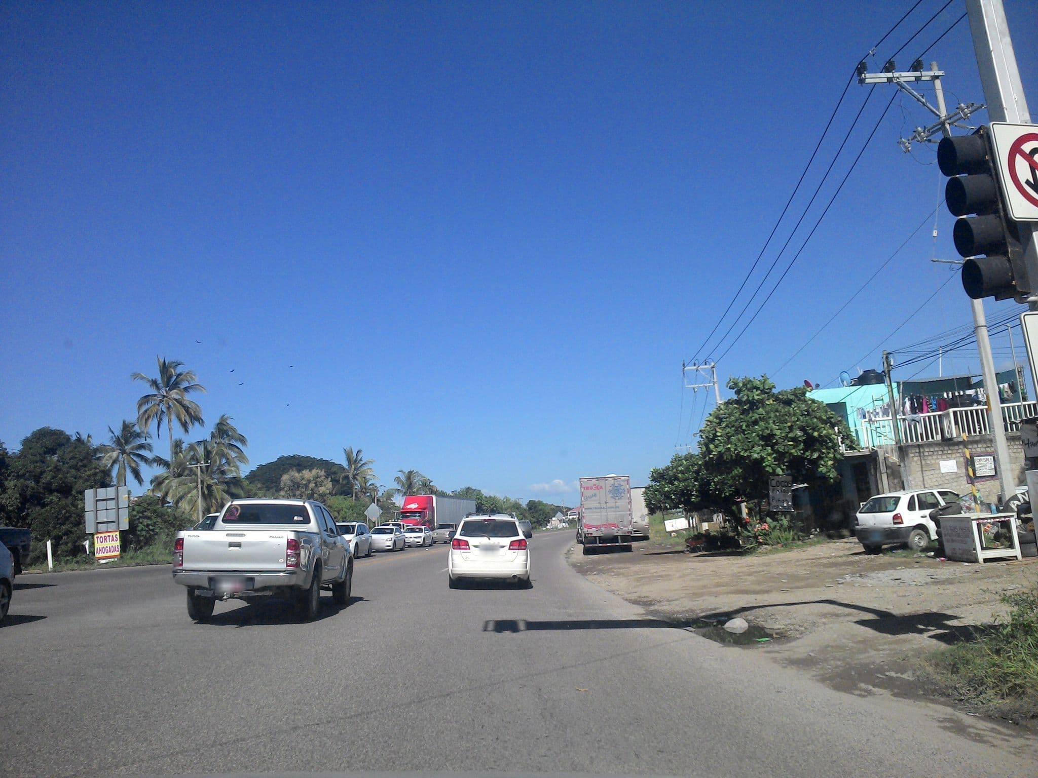 Street view near Hotel Jacarandas, Rincón de Guayabitos — © xe1gyp (CC BY-SA · Mapillary)